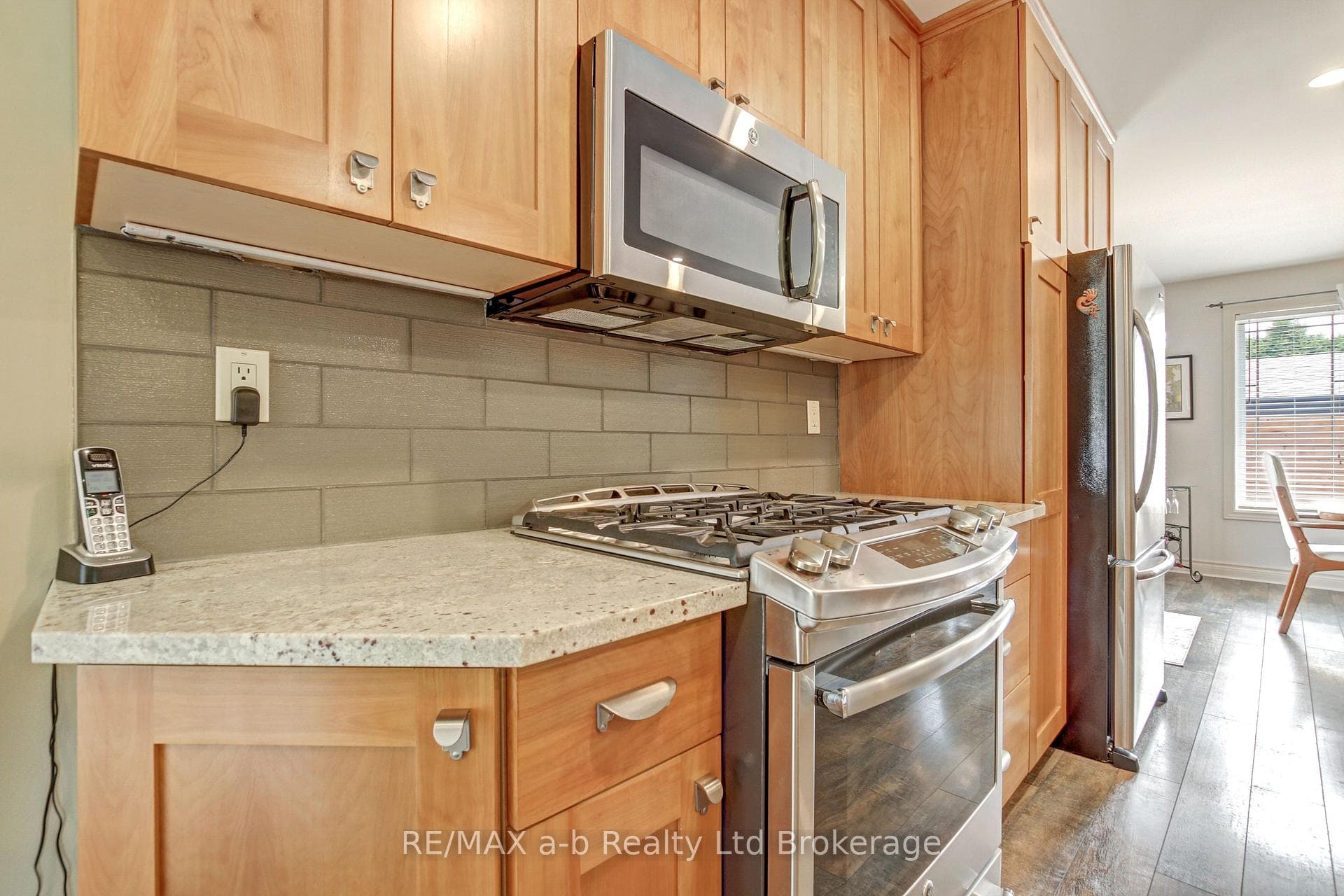 7 OTTERVIEW Drive photo 16