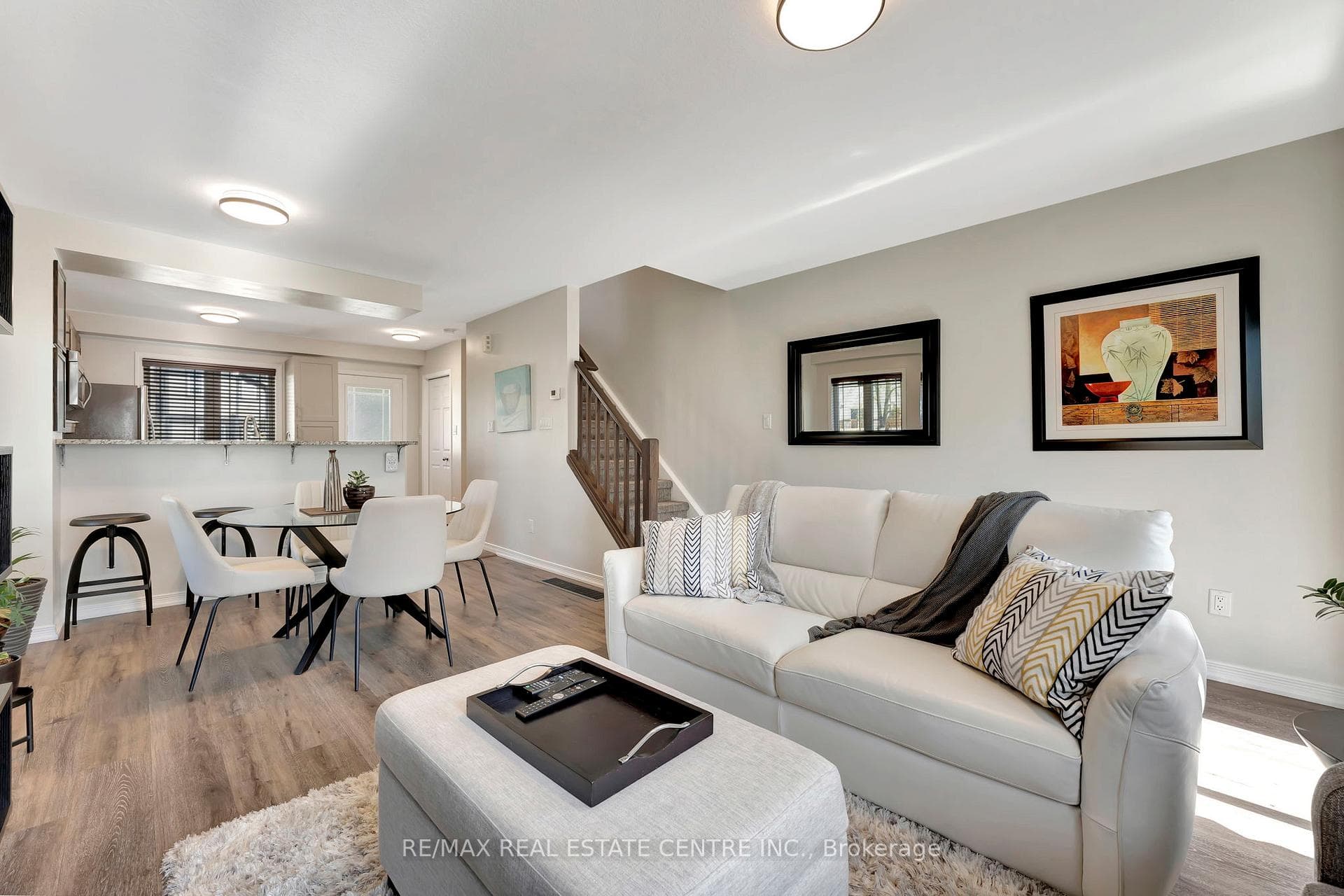350 Dundas Street Unit 31 photo 15