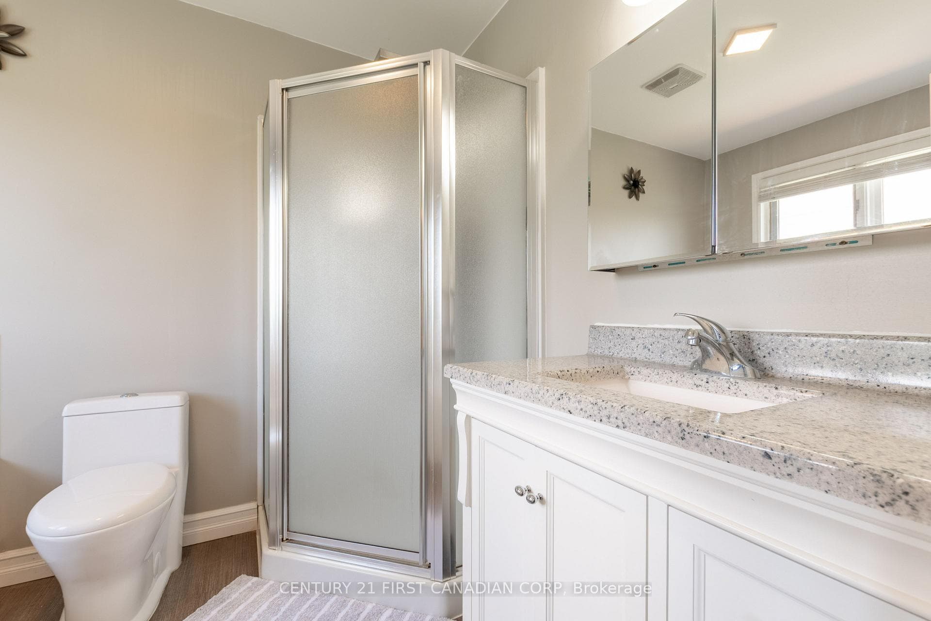 90 Milan Place photo 18
