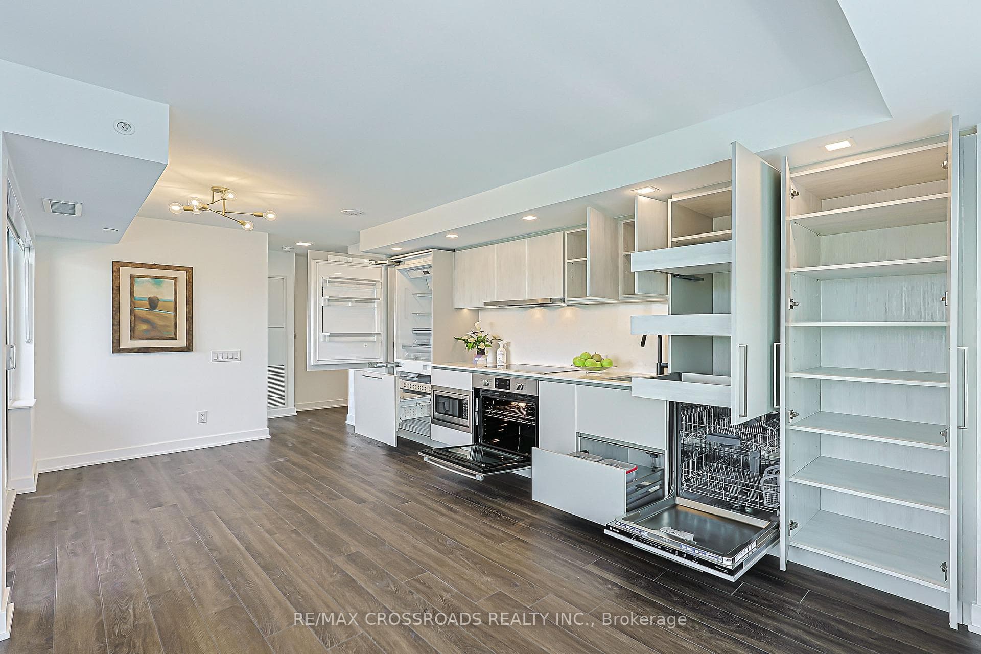 609 Sherbourne Street Unit 1204 photo 12