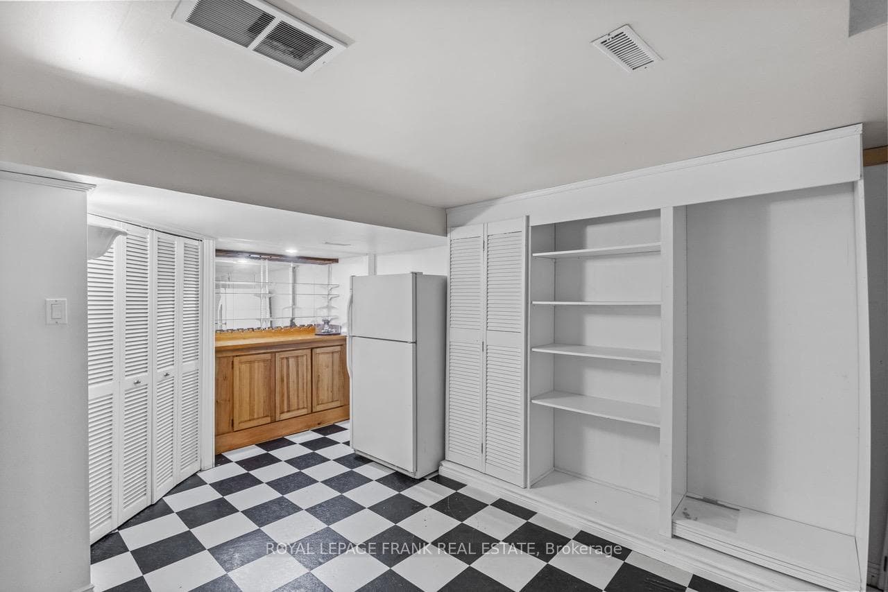 112 Ormond Drive photo 26