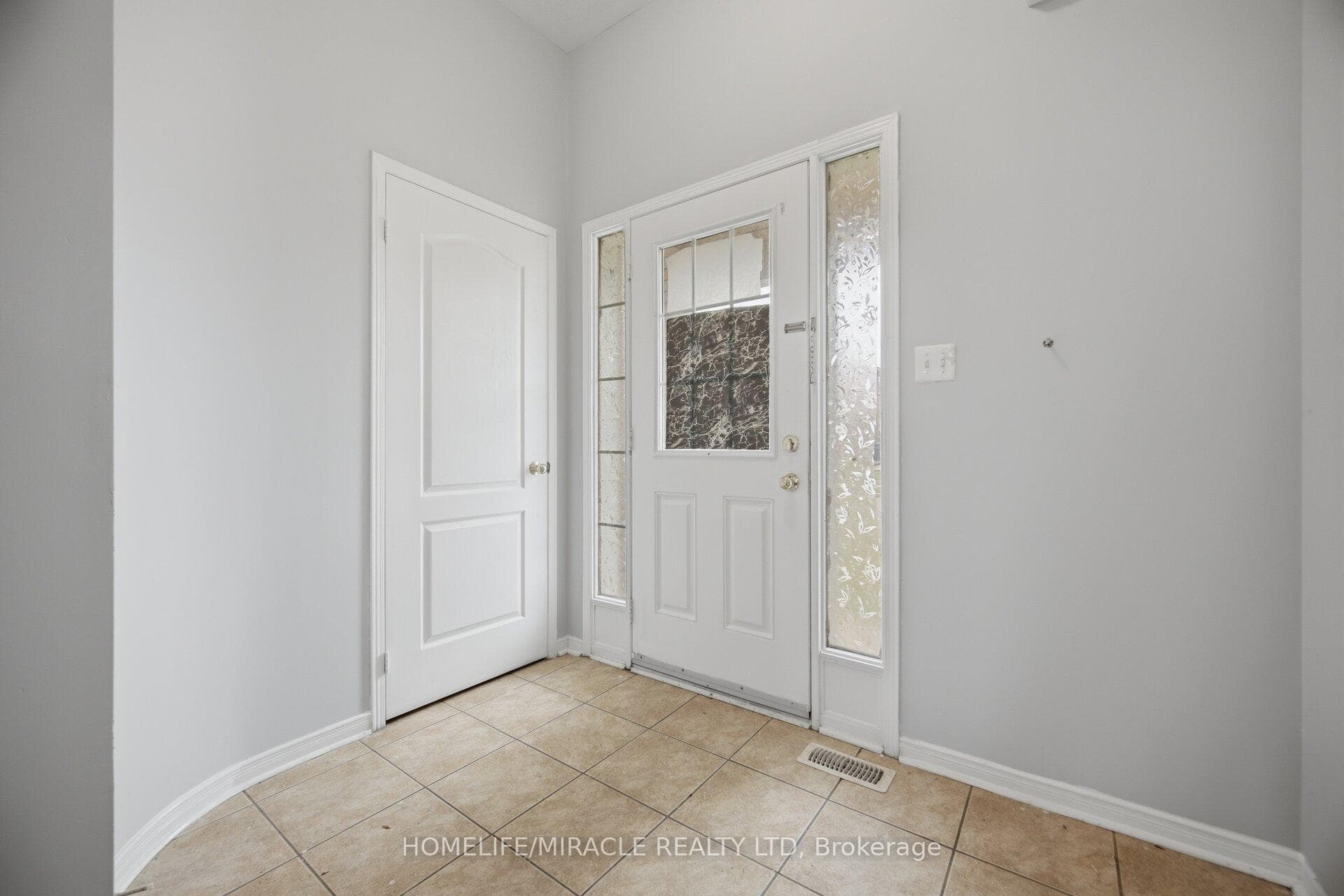 41 Hollingsworth Circle photo 5