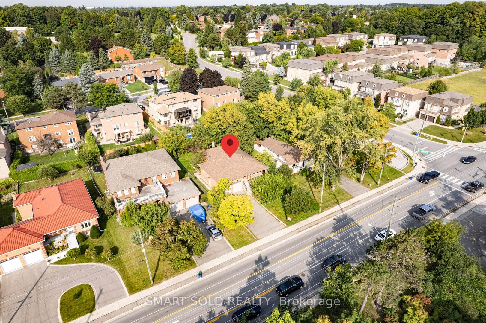 8412 Islington Avenue photo 2