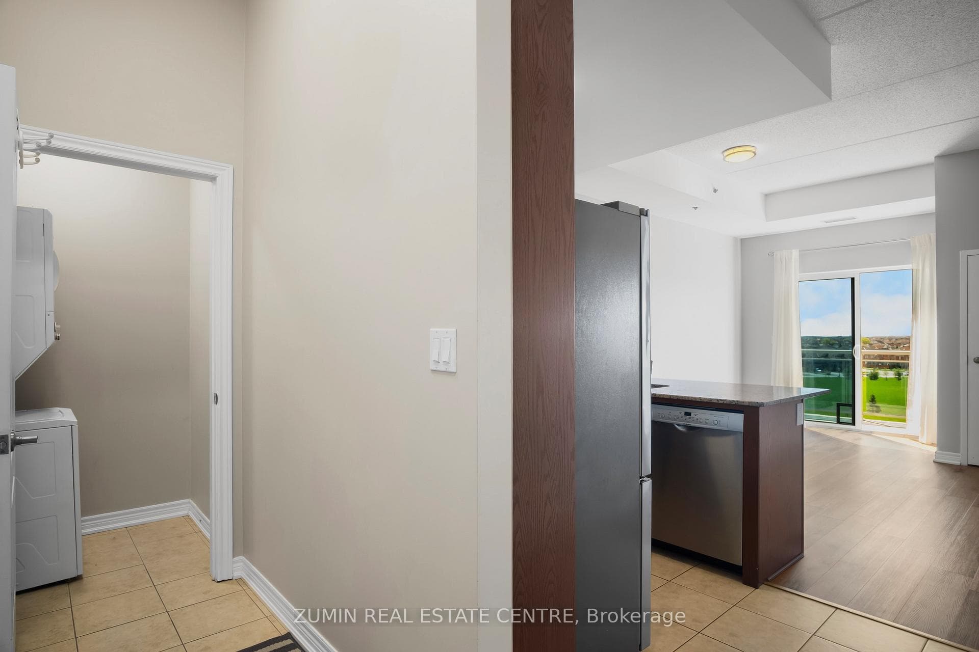 1419 Costigan Road Unit 606 photo 19