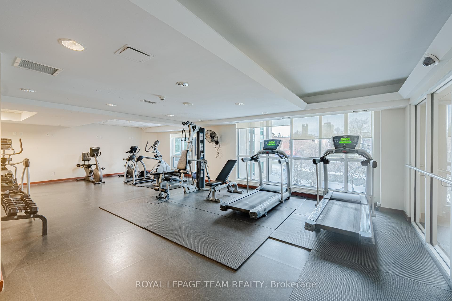 234 RIDEAU Street Unit 2503 photo 34