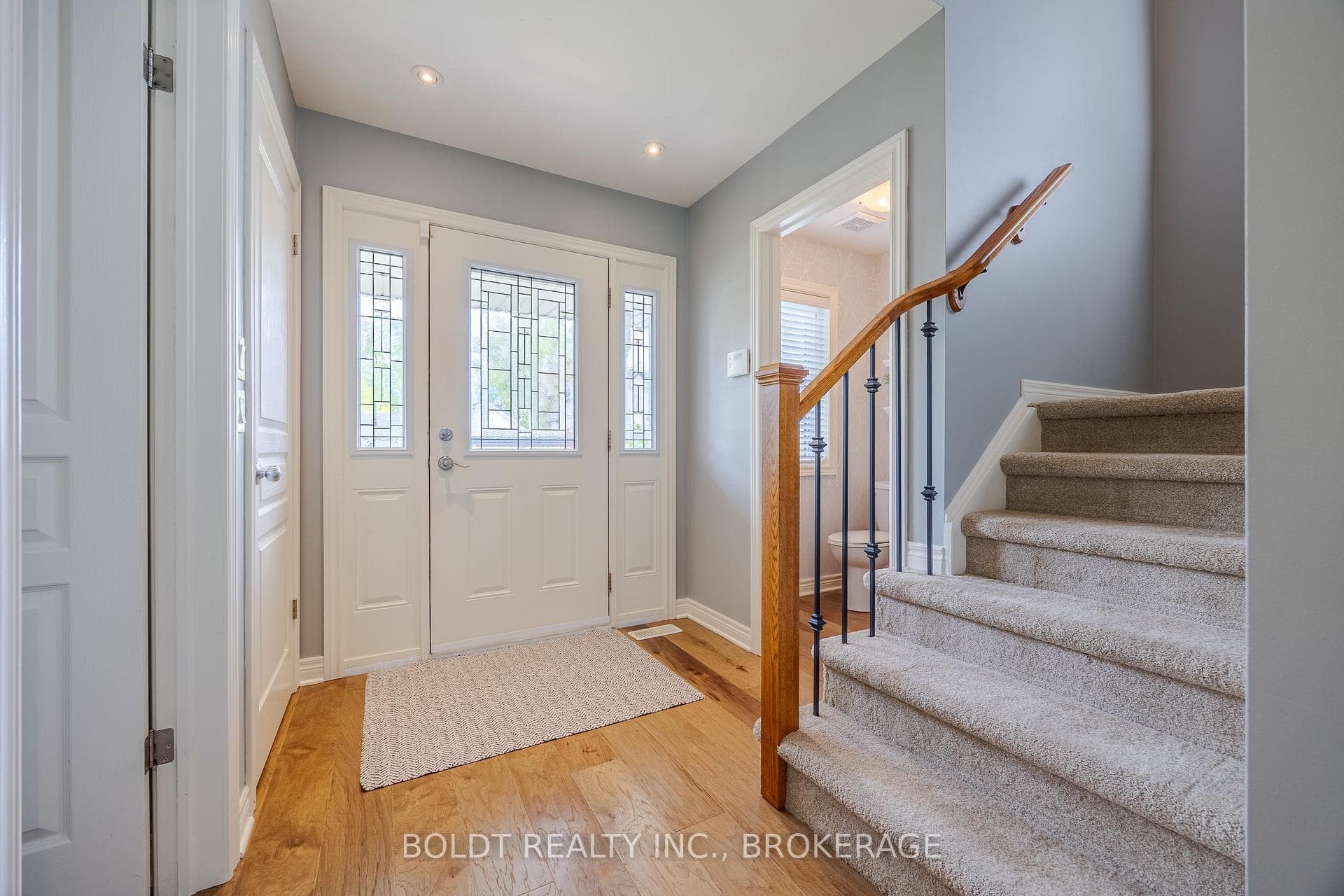 12 Northglen Avenue photo 4