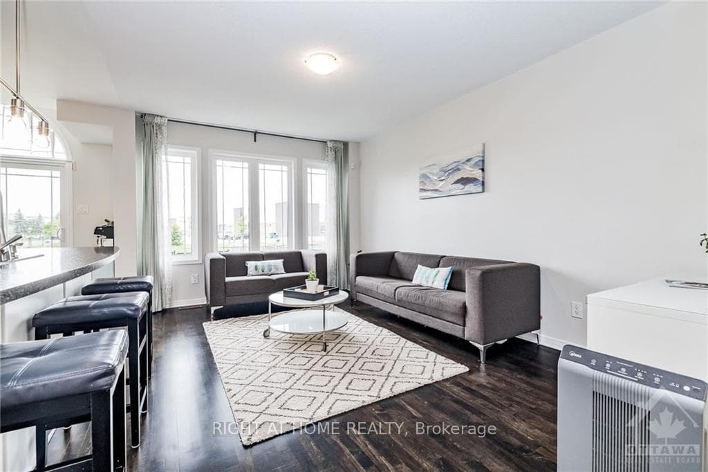 1449 CARRONBRIDGE Circle photo 8