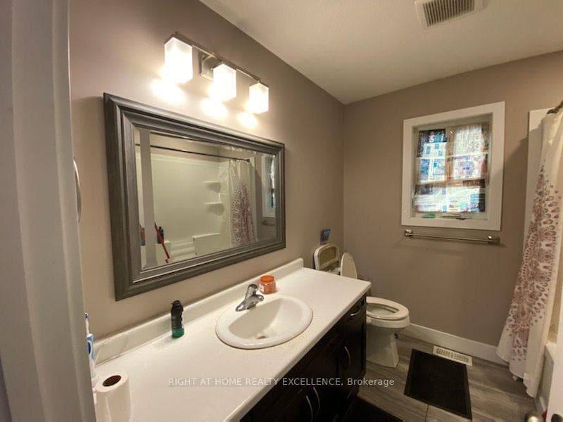1330 Lawson Road photo 4