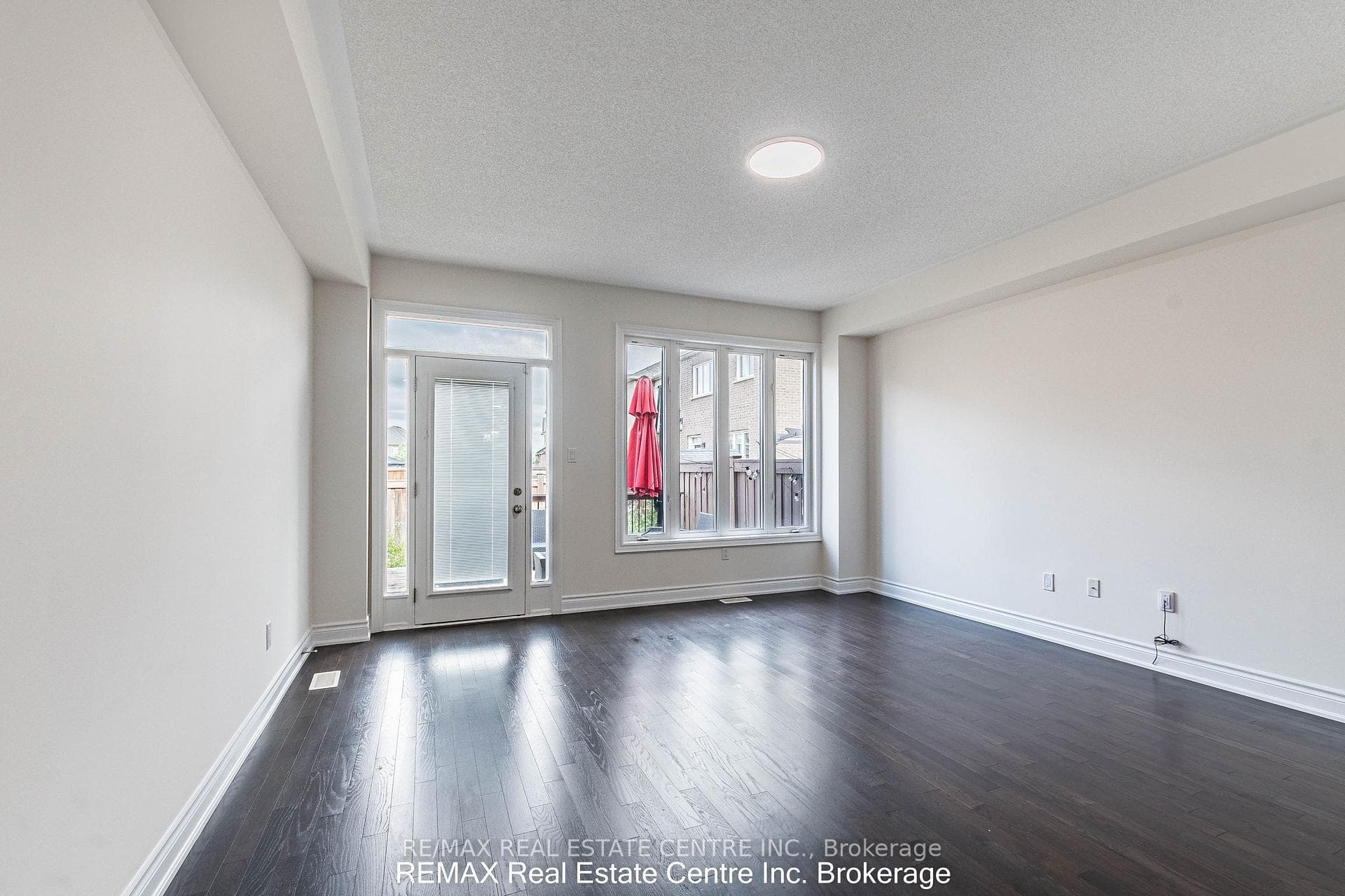 27 Lady Evelyn Cres Brampton Ontario Circle photo 10