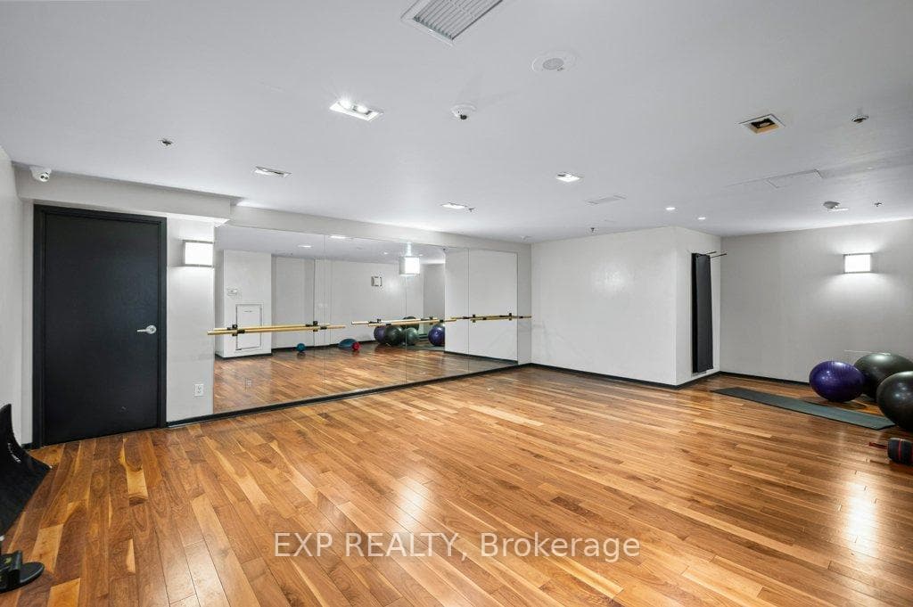 219 Fort York Boulevard Unit 2902 photo 46