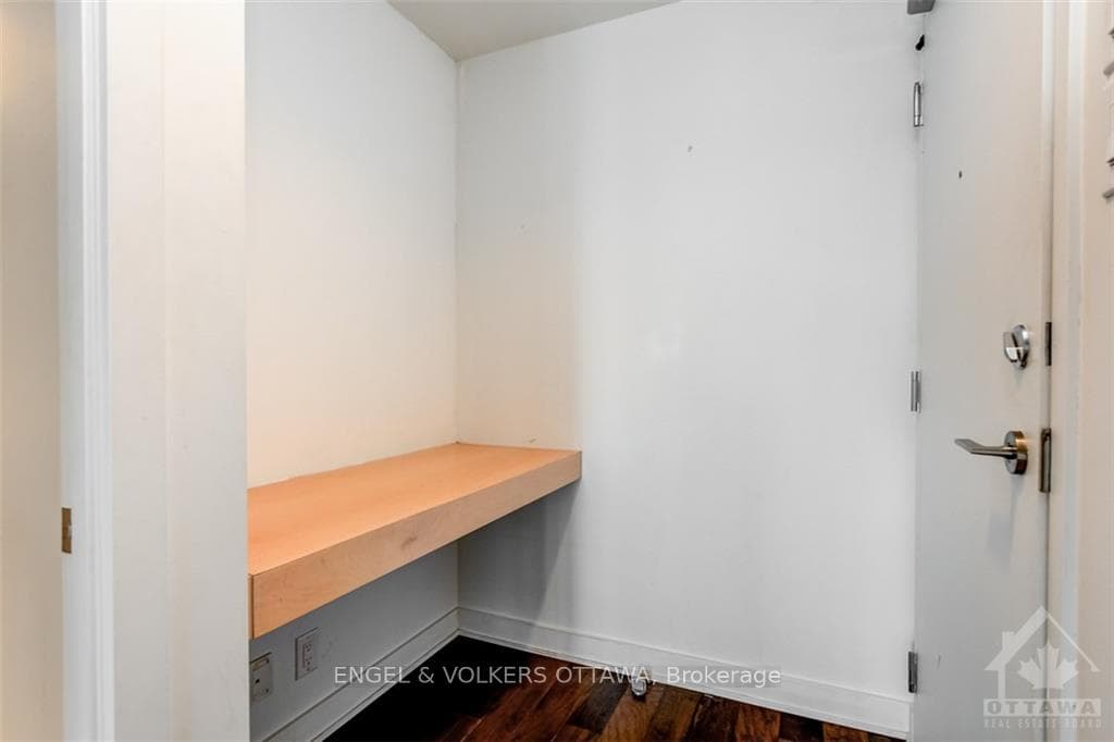 340 MCLEOD Street Unit 937 photo 3
