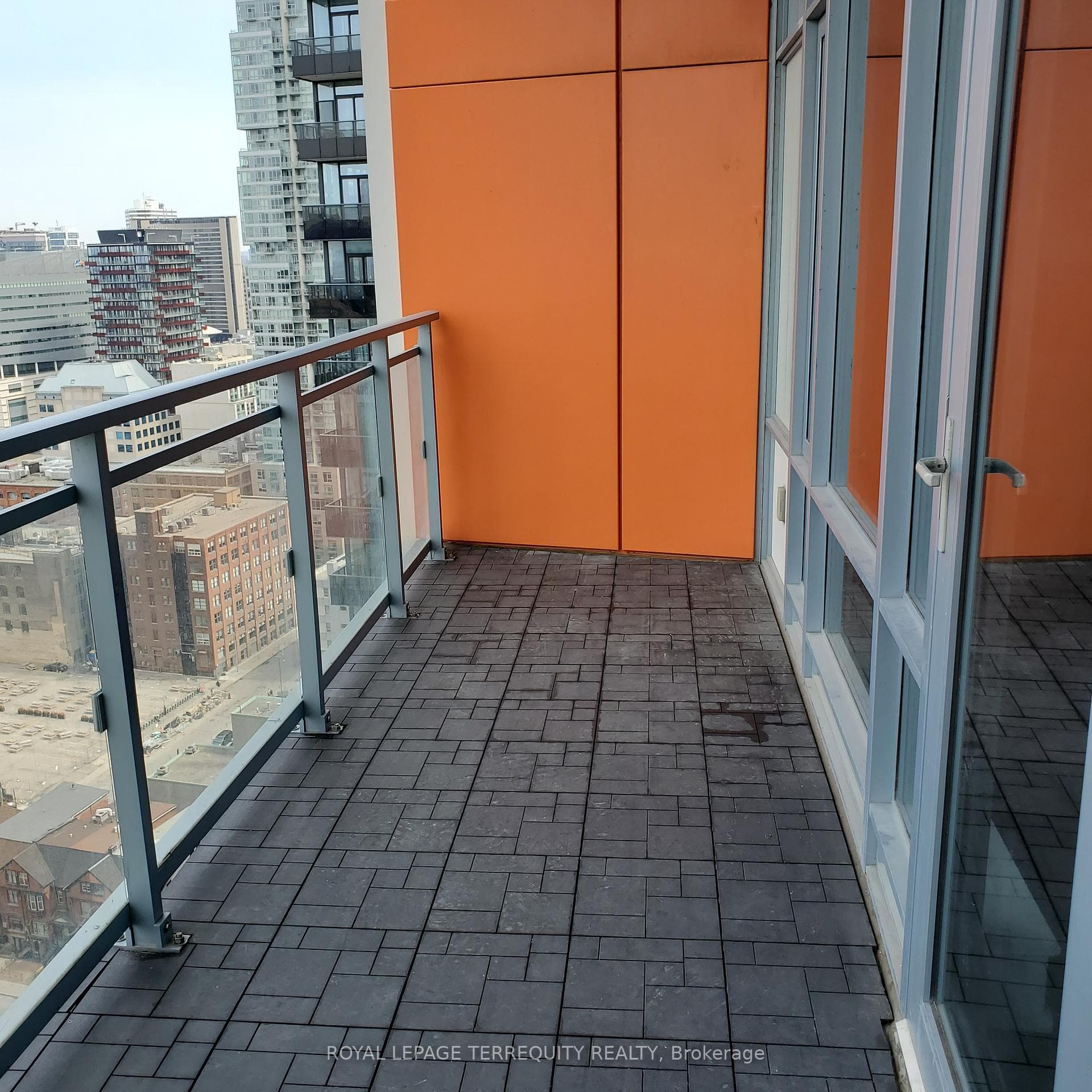 21 Widmer Street Unit 2405 photo 6