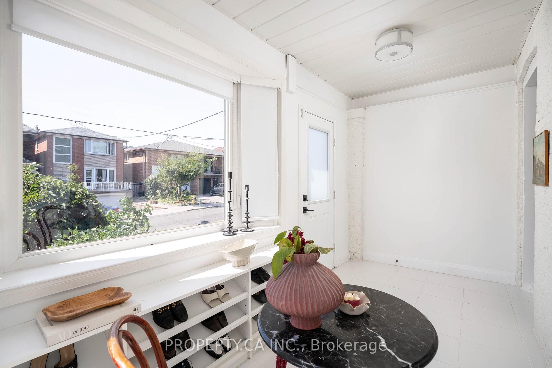 389 Winona Drive photo 3