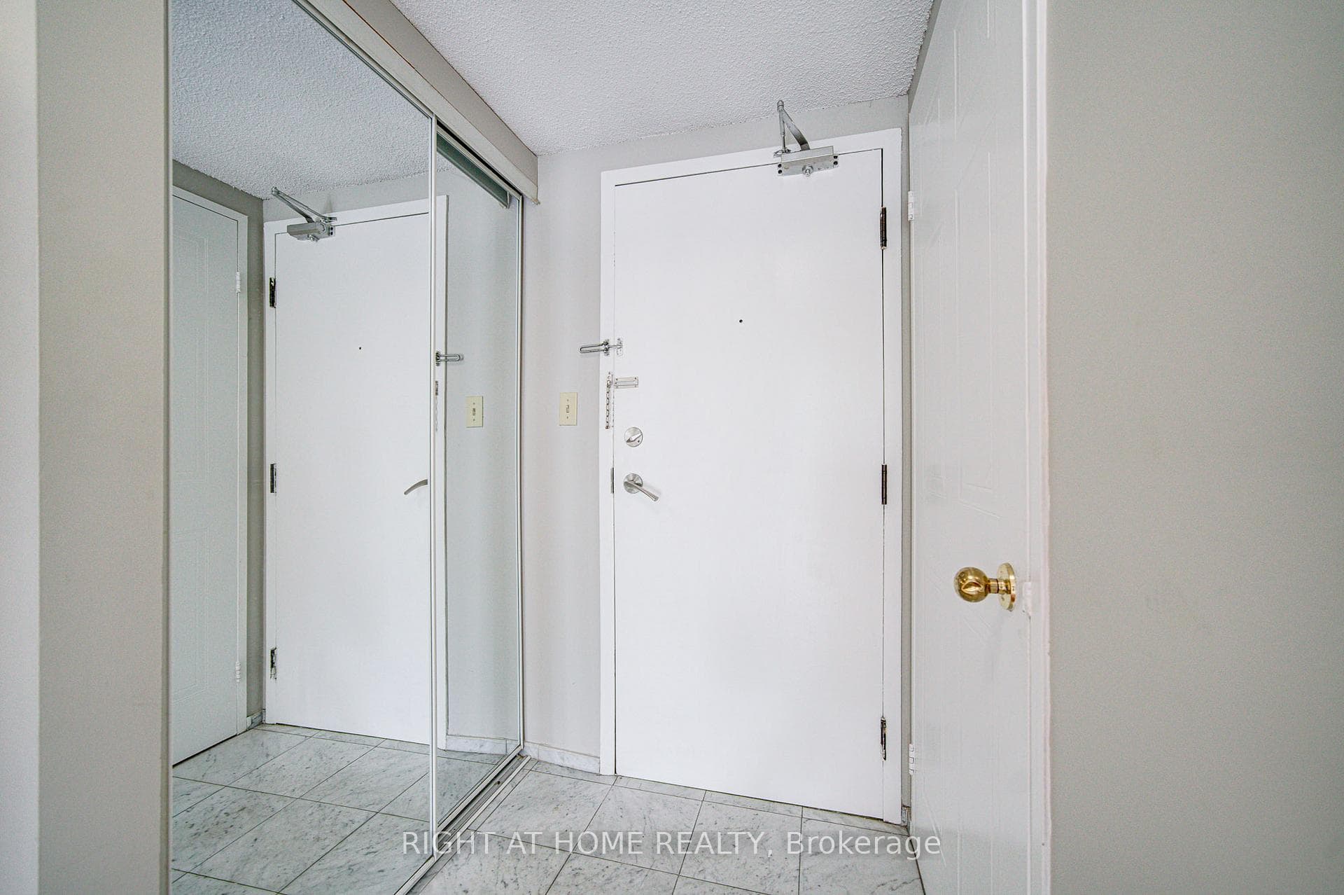 350 Webb Drive Unit 501 photo 5