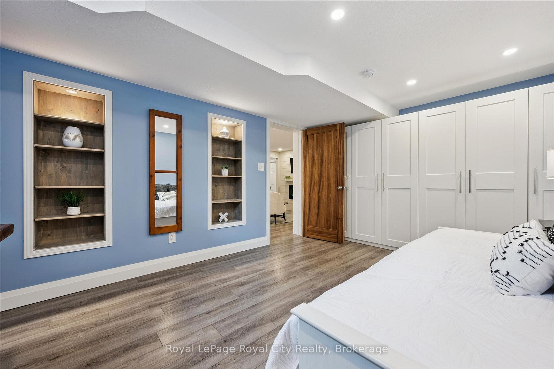 147 Downey Road photo 39