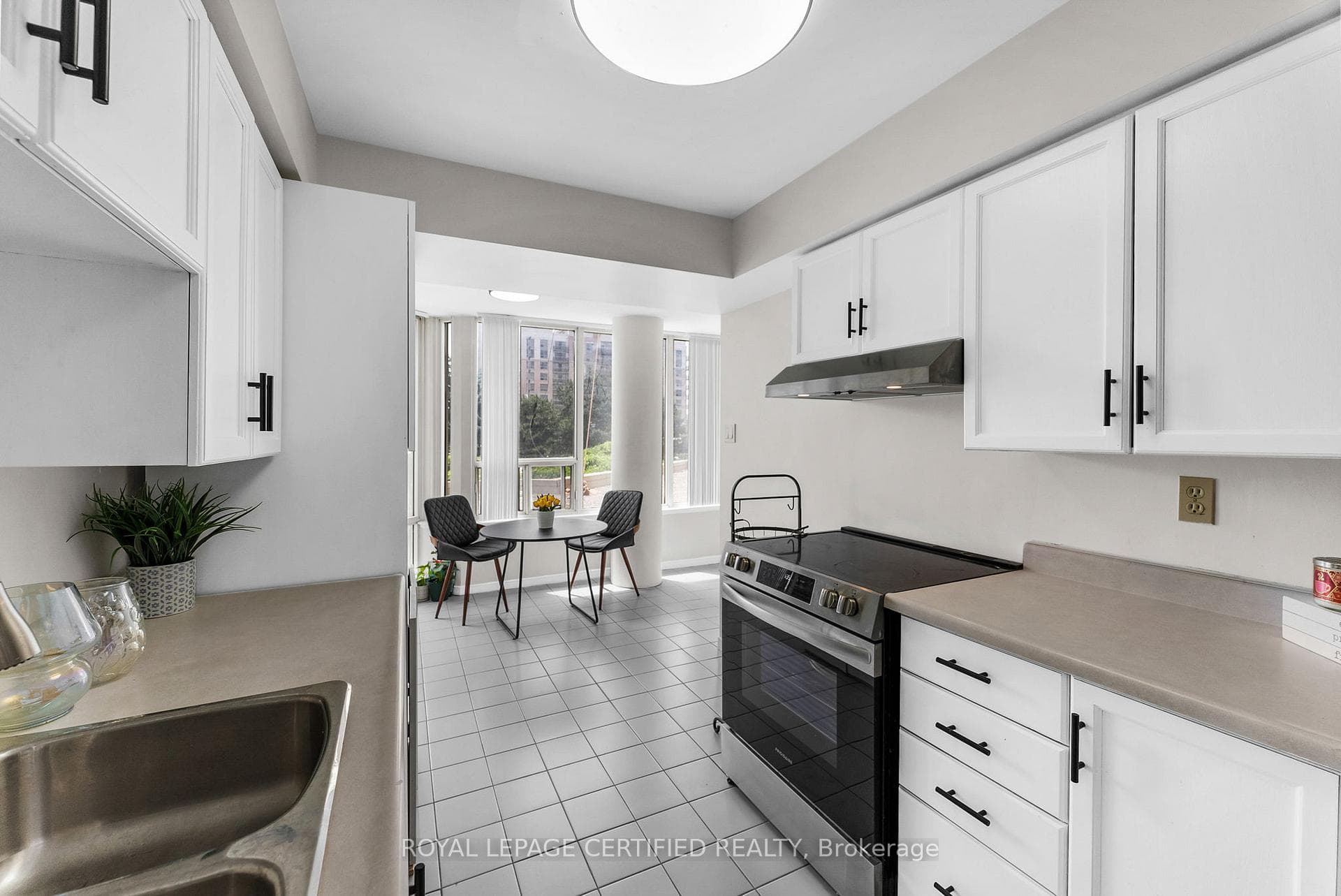 700 Constellation Drive Unit 210 photo 9