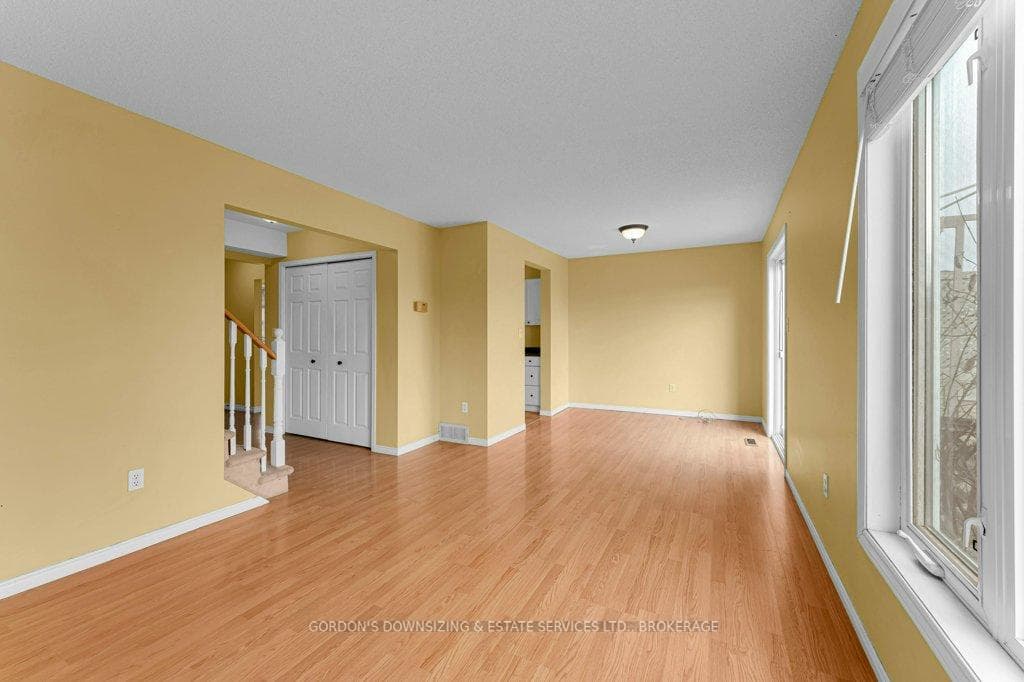 474 Evangeline Avenue photo 13