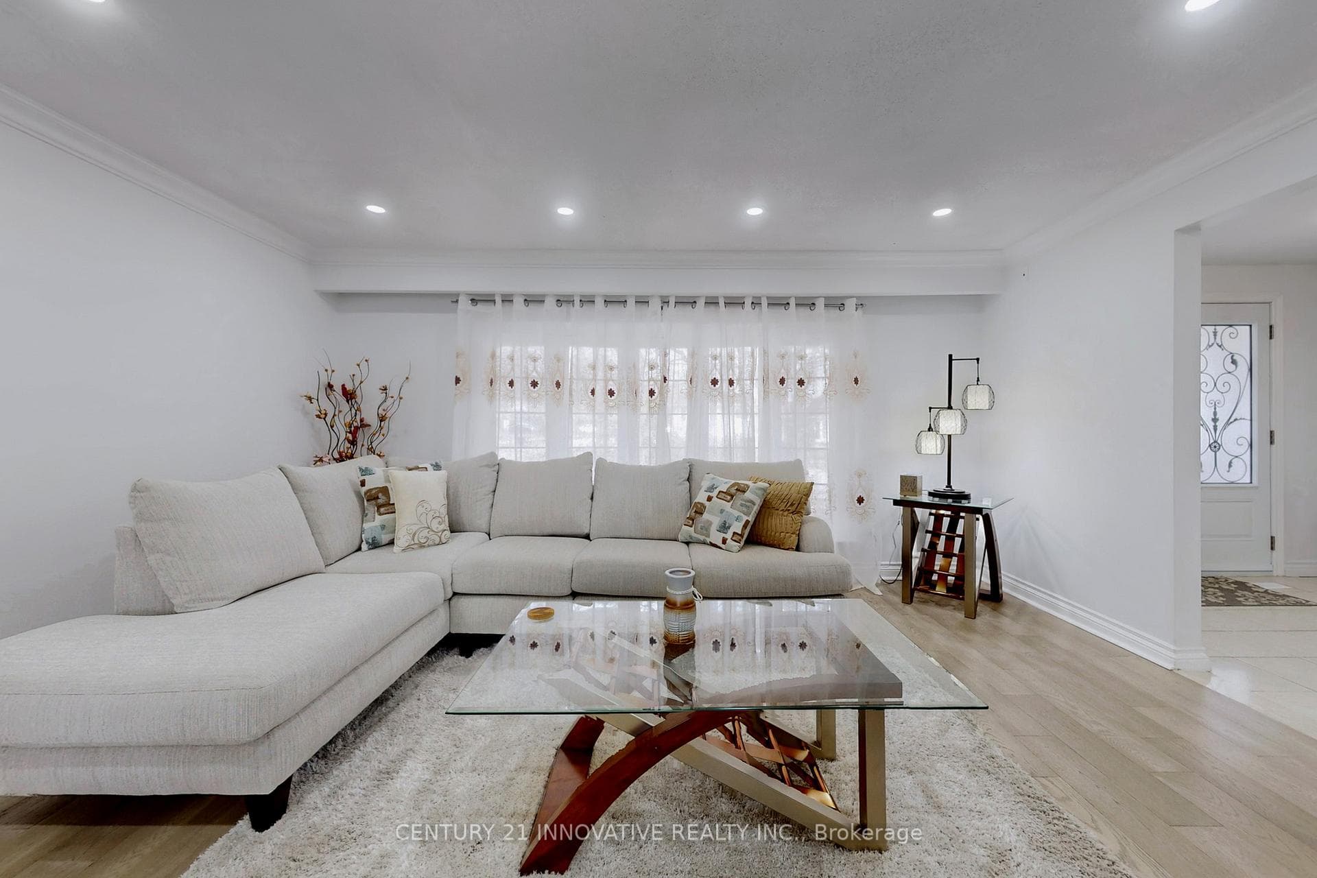 17 Boundy Crescent photo 5