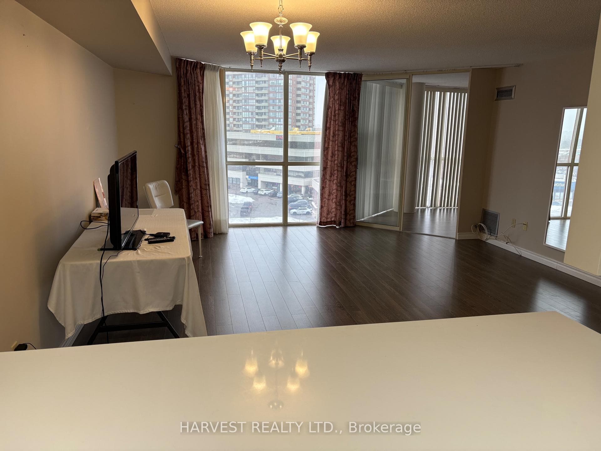 20 Baif Boulevard Unit 701 photo 11