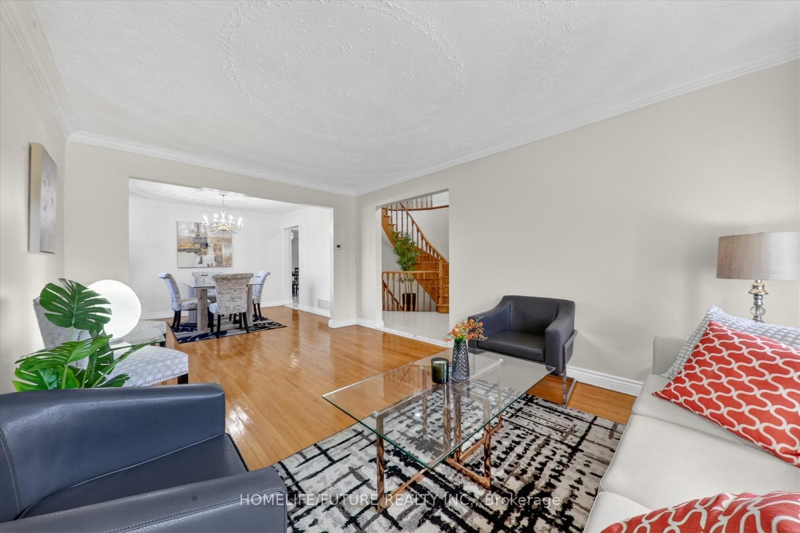 2 Lovel Avenue photo 11