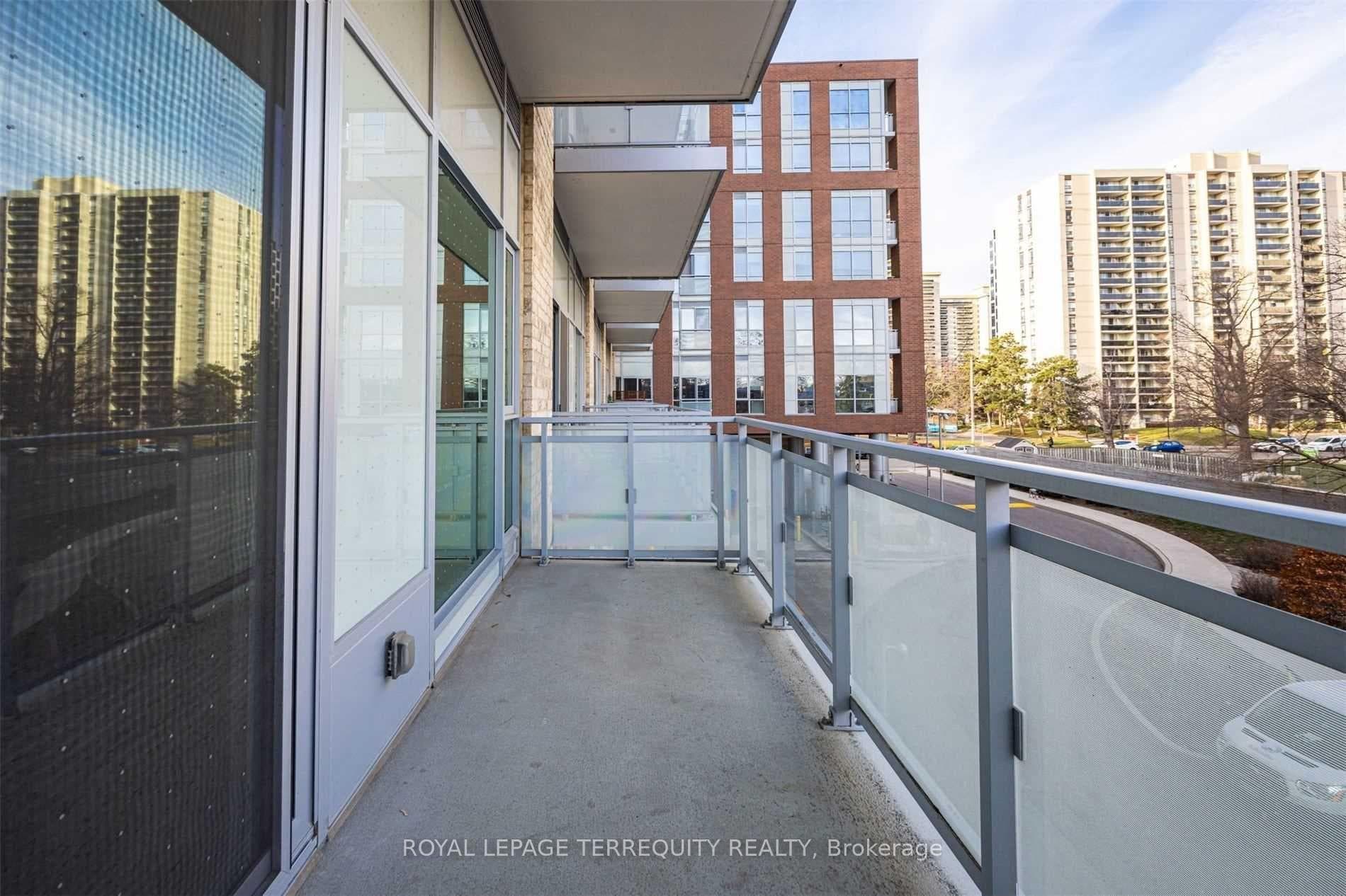 1830 Bloor Street Unit 339 photo 14