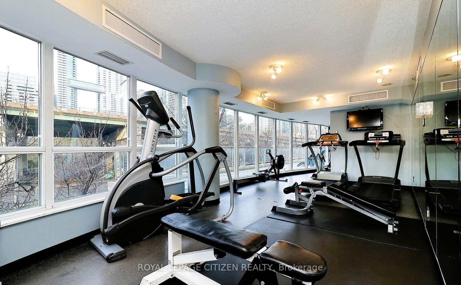 550 Queens Quay W N/A Unit 427 photo 35