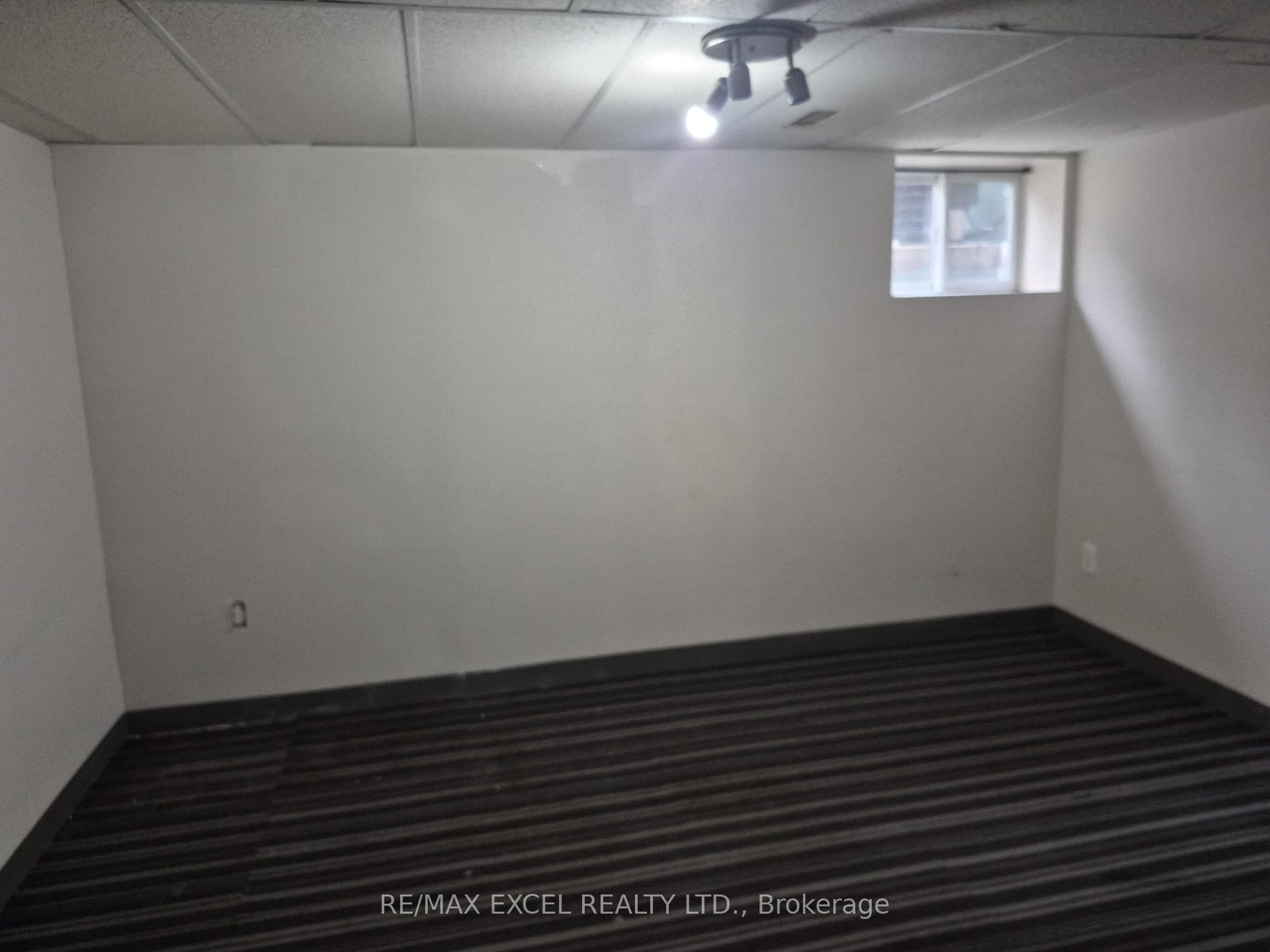 16 Sundance Crescent photo 23