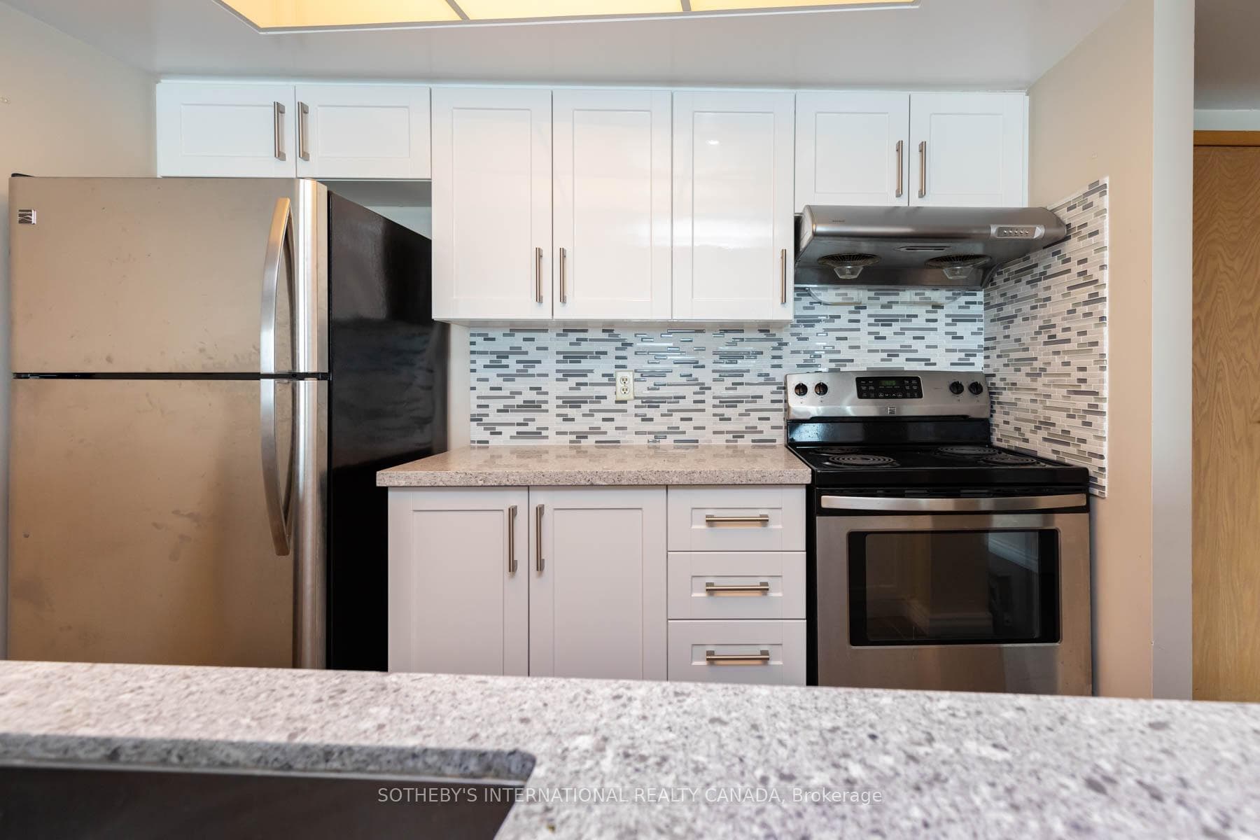 77 Harbour Square Unit 2210 photo 9