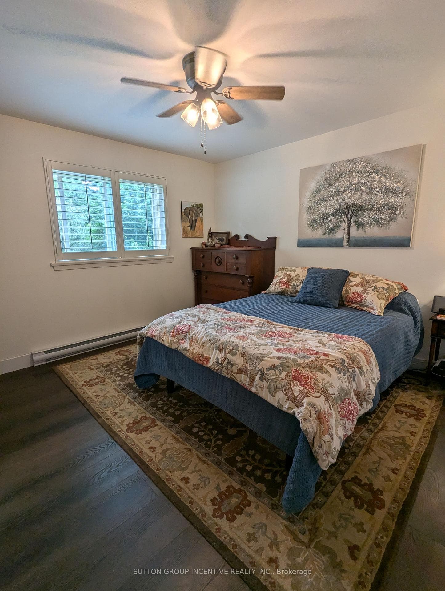 211 Sunset Crescent photo 27