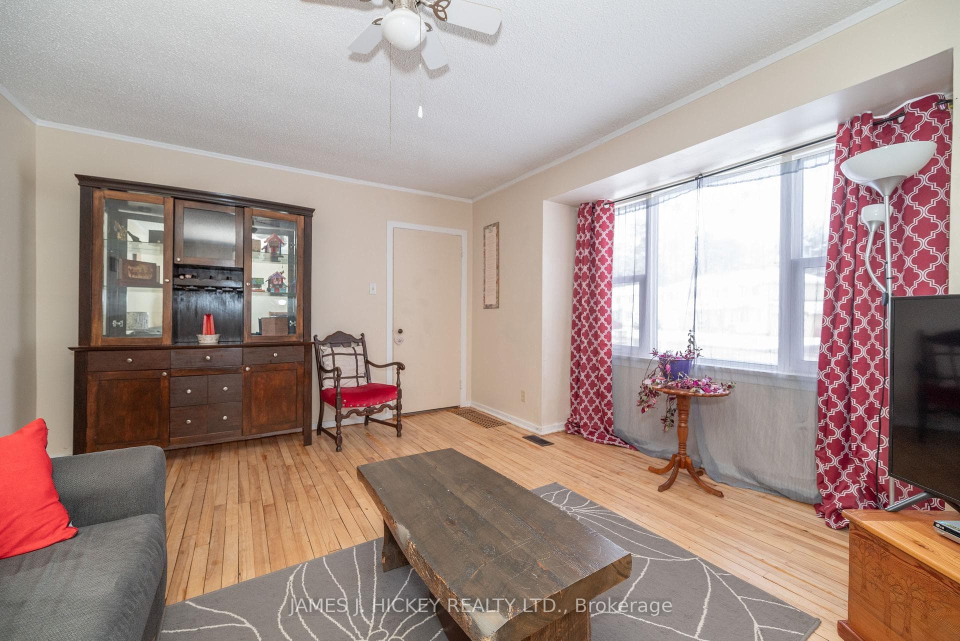 99 Algonquin Street photo 6