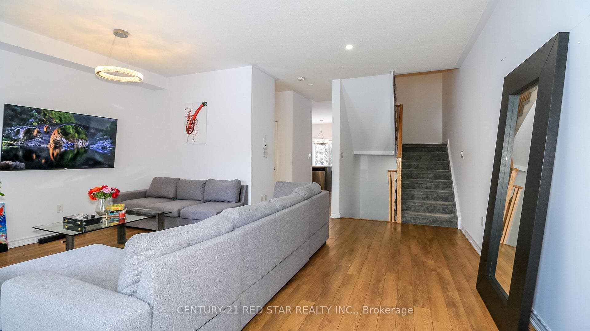 32 Milson Crescent photo 12