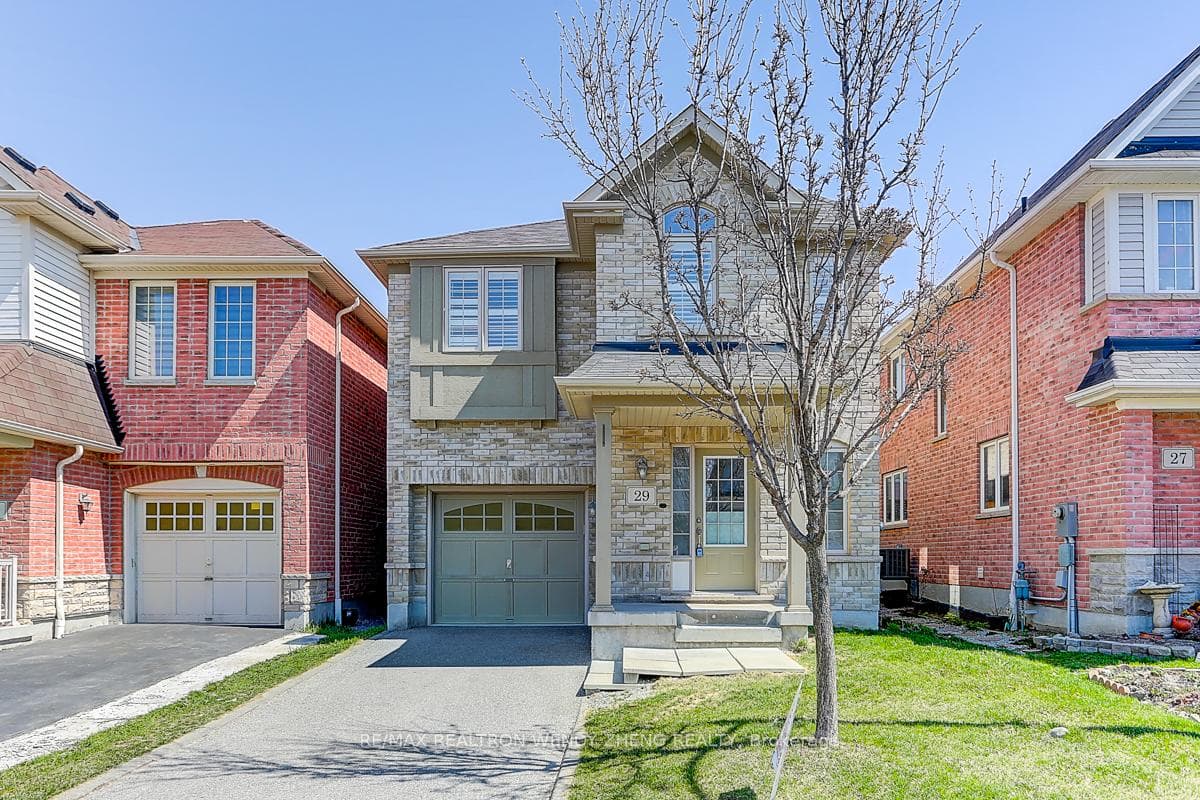 29 Kinrade Crescent photo 1
