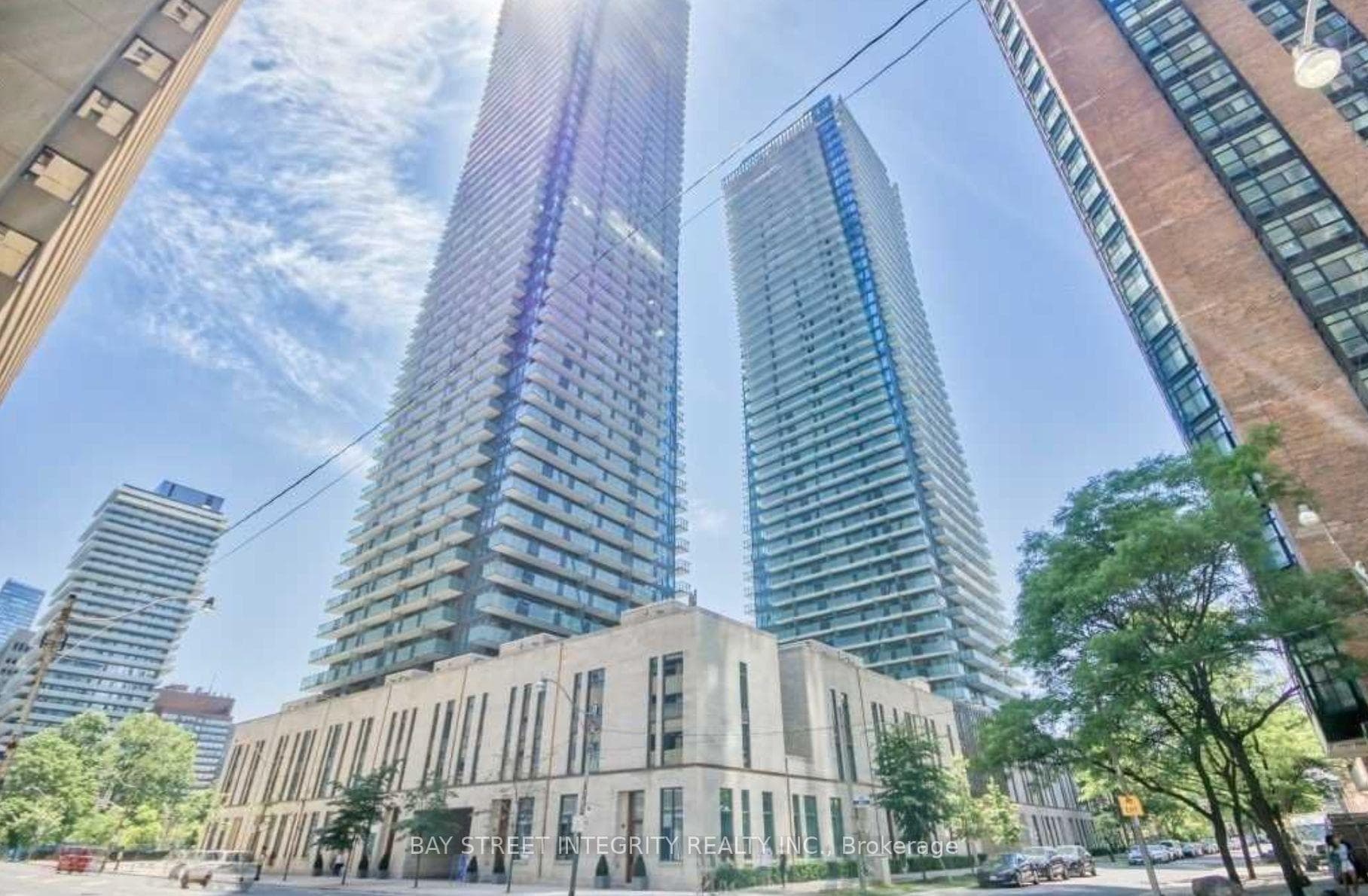 1080 Bay Street Unit 2701 photo 4