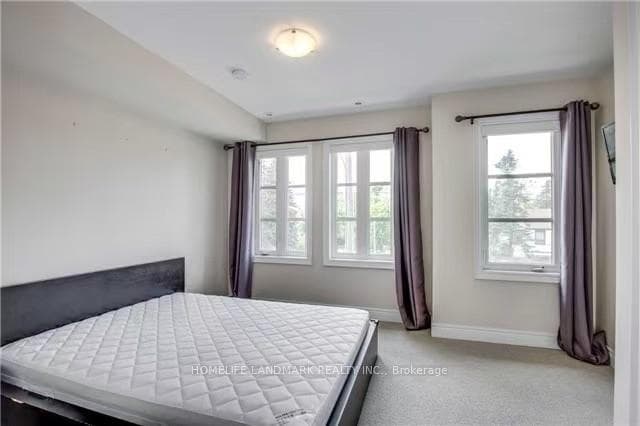 8303 Kipling Avenue photo 4