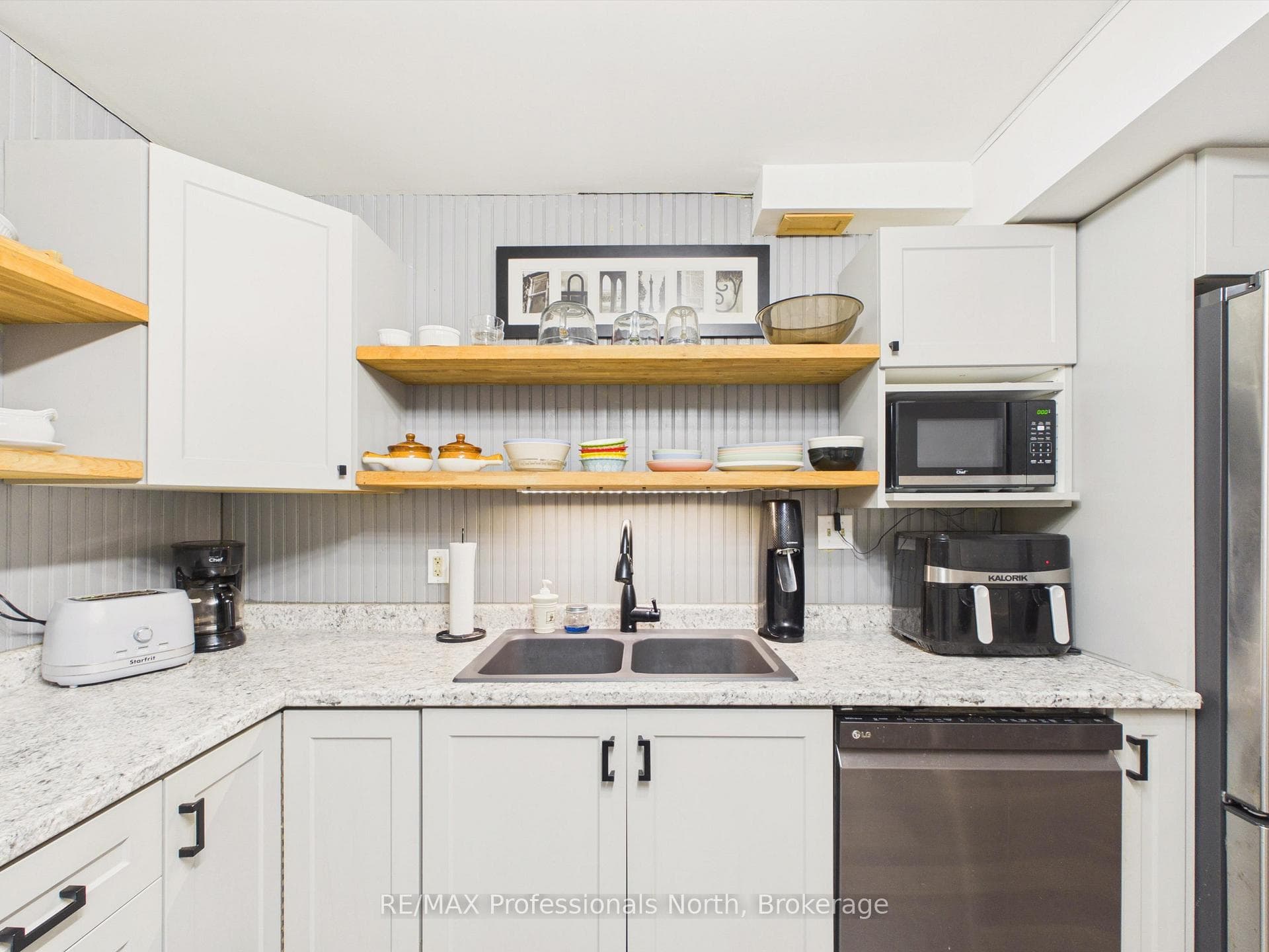 81 WATSON Lane photo 25