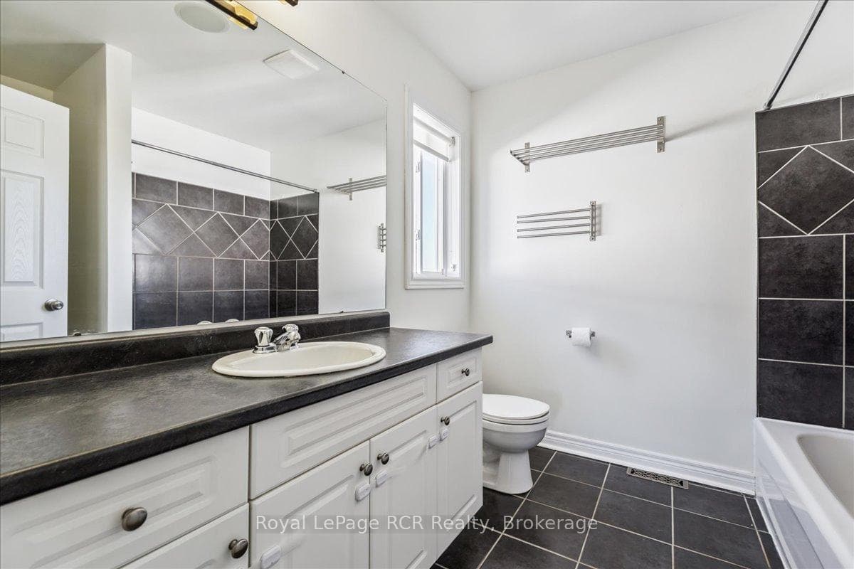 1462 14th Avenue photo 27