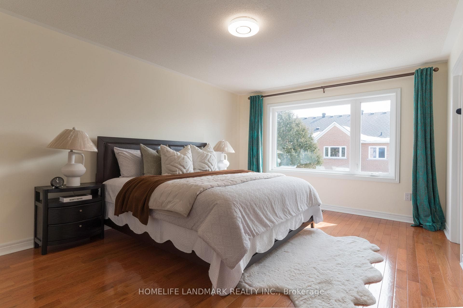 63 Sunburst Crescent photo 21