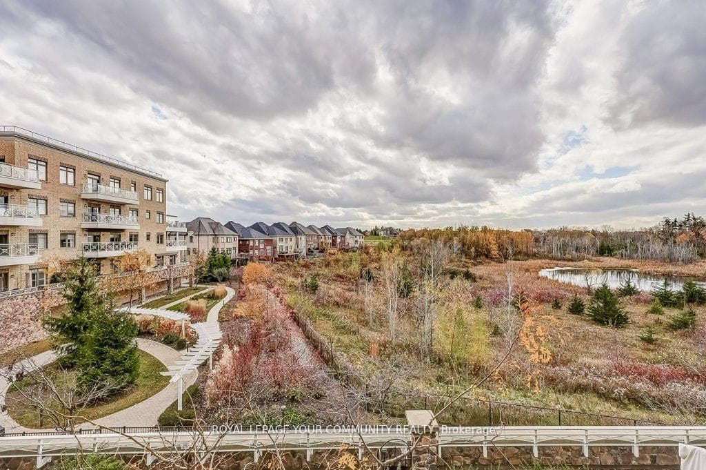 80 Burns Boulevard Unit 221 photo 29