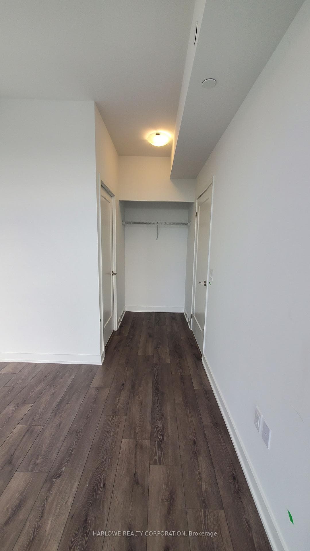 105 Oneida Crescent Unit 2801 photo 9