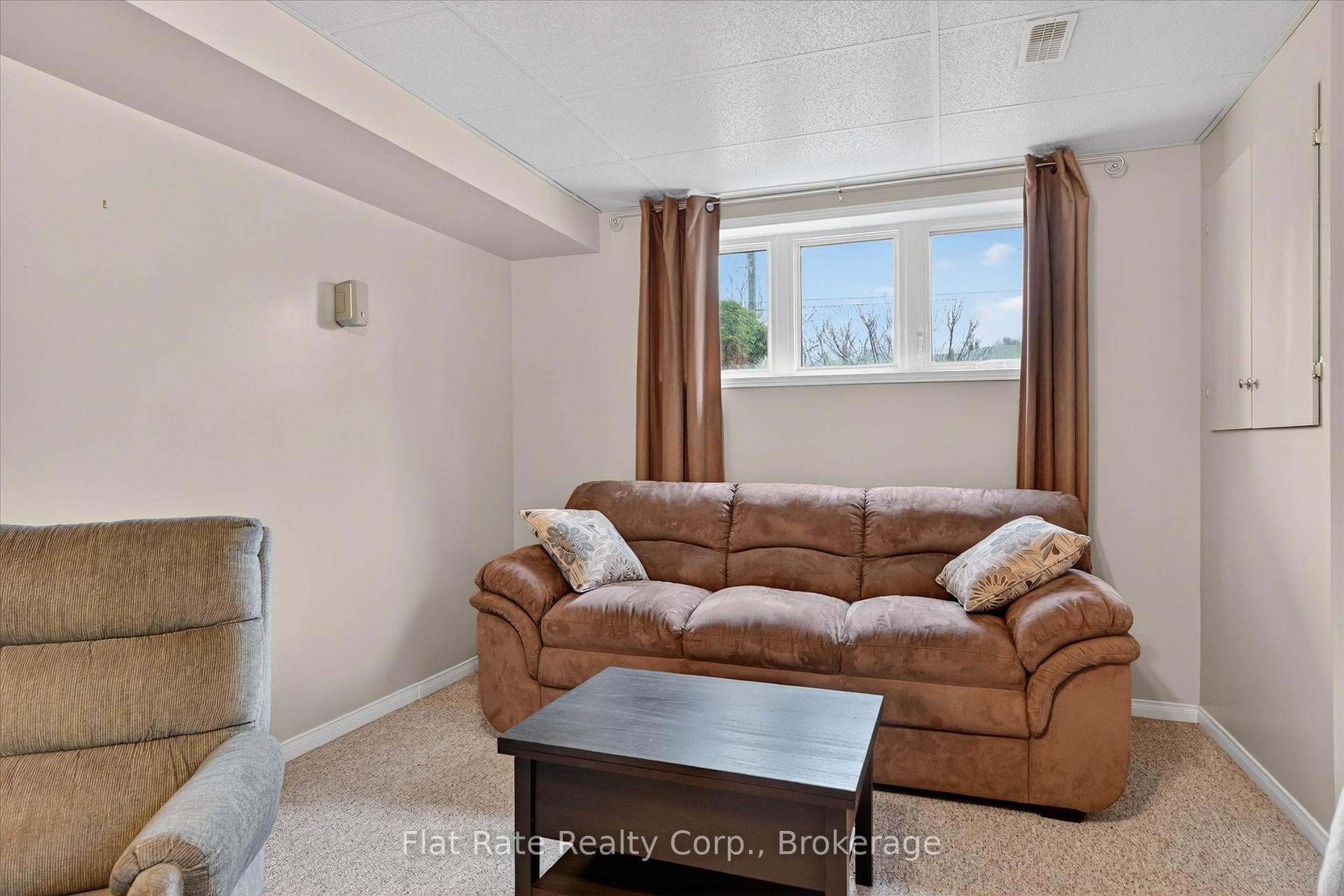 129 Dumble Avenue photo 35