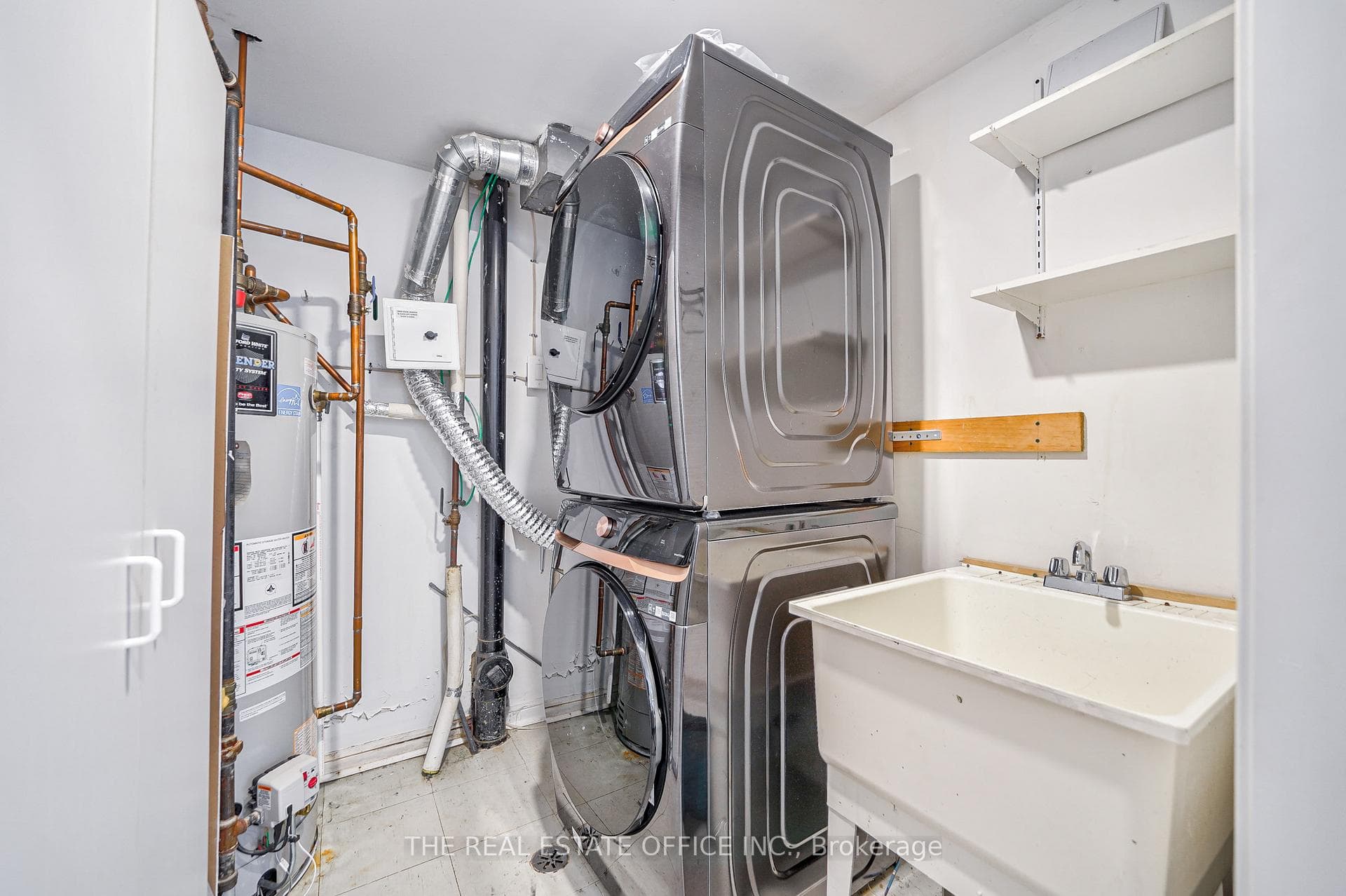 11 Niagara Street Unit Th2 photo 36