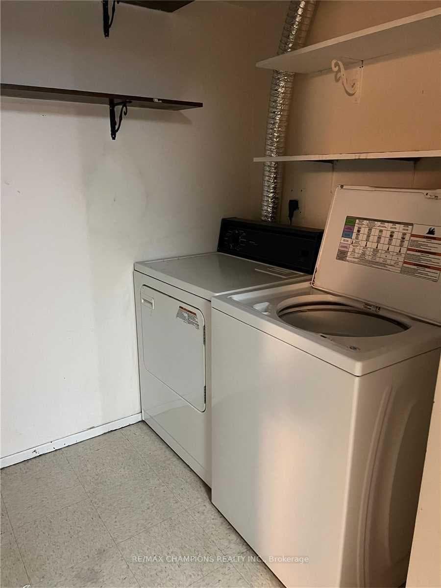 1275 Markham Road Unit 603 photo 16