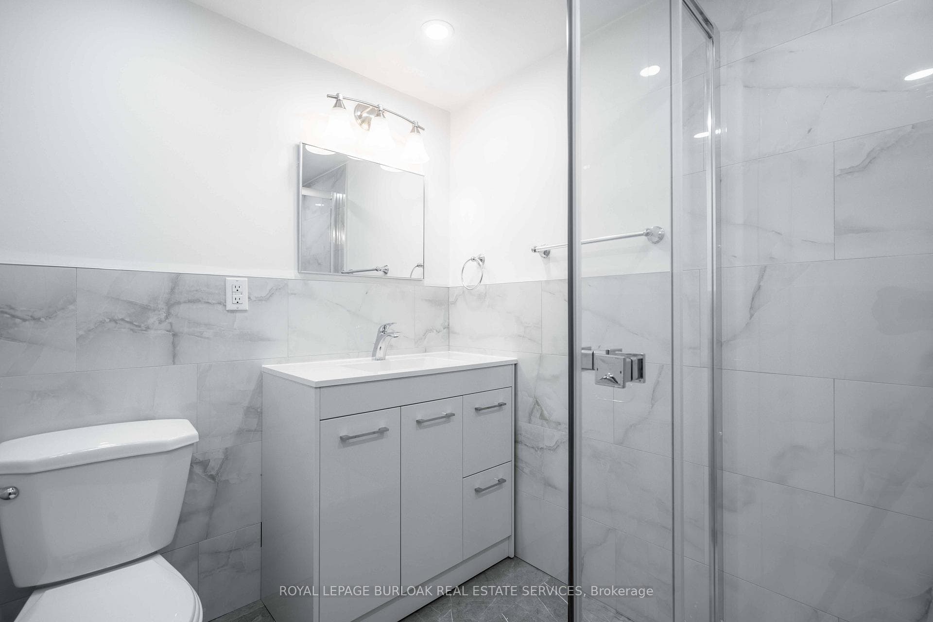 356 East 17th Street Unit Lower photo 13