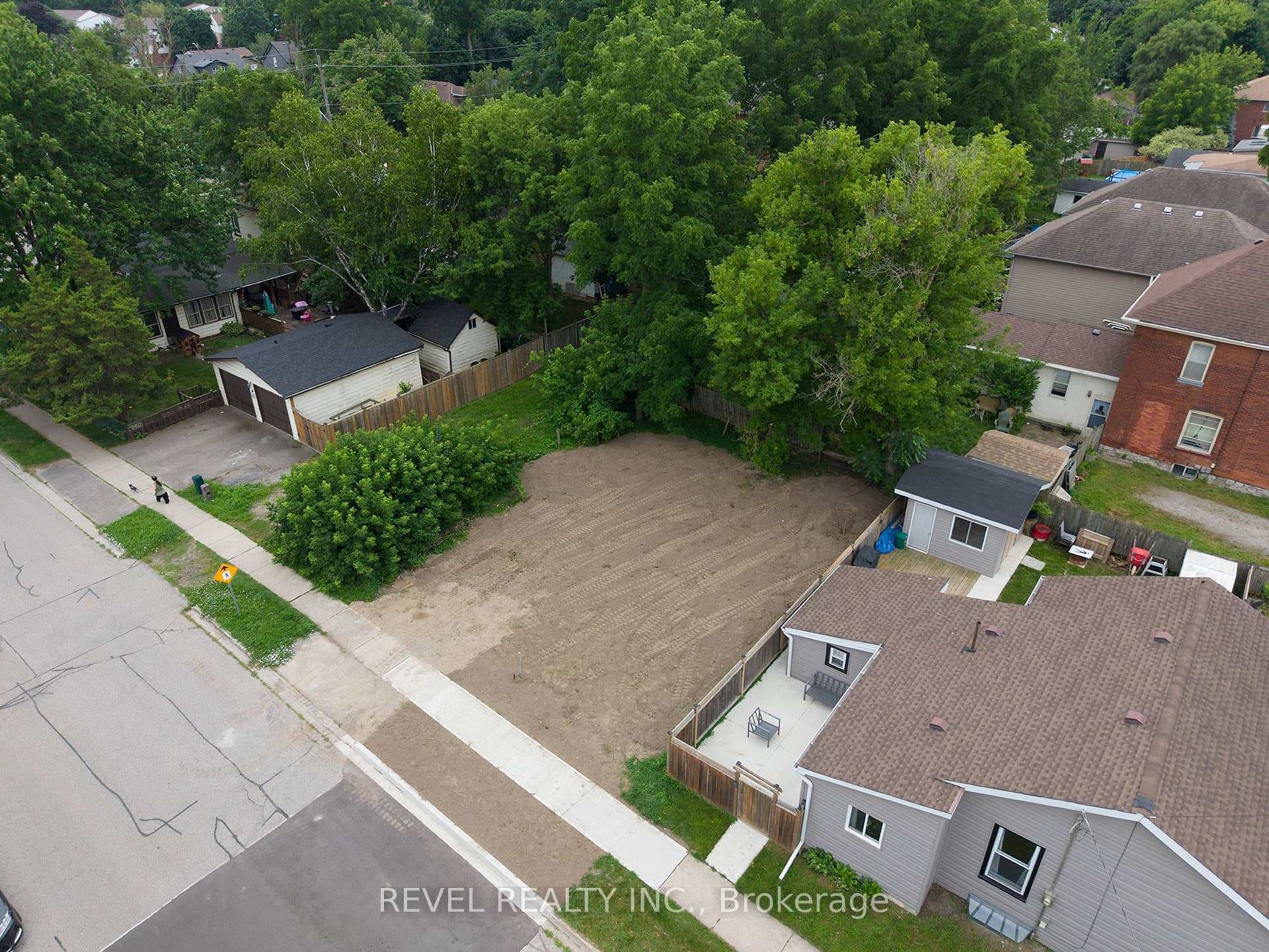145 Catharine Avenue photo 8