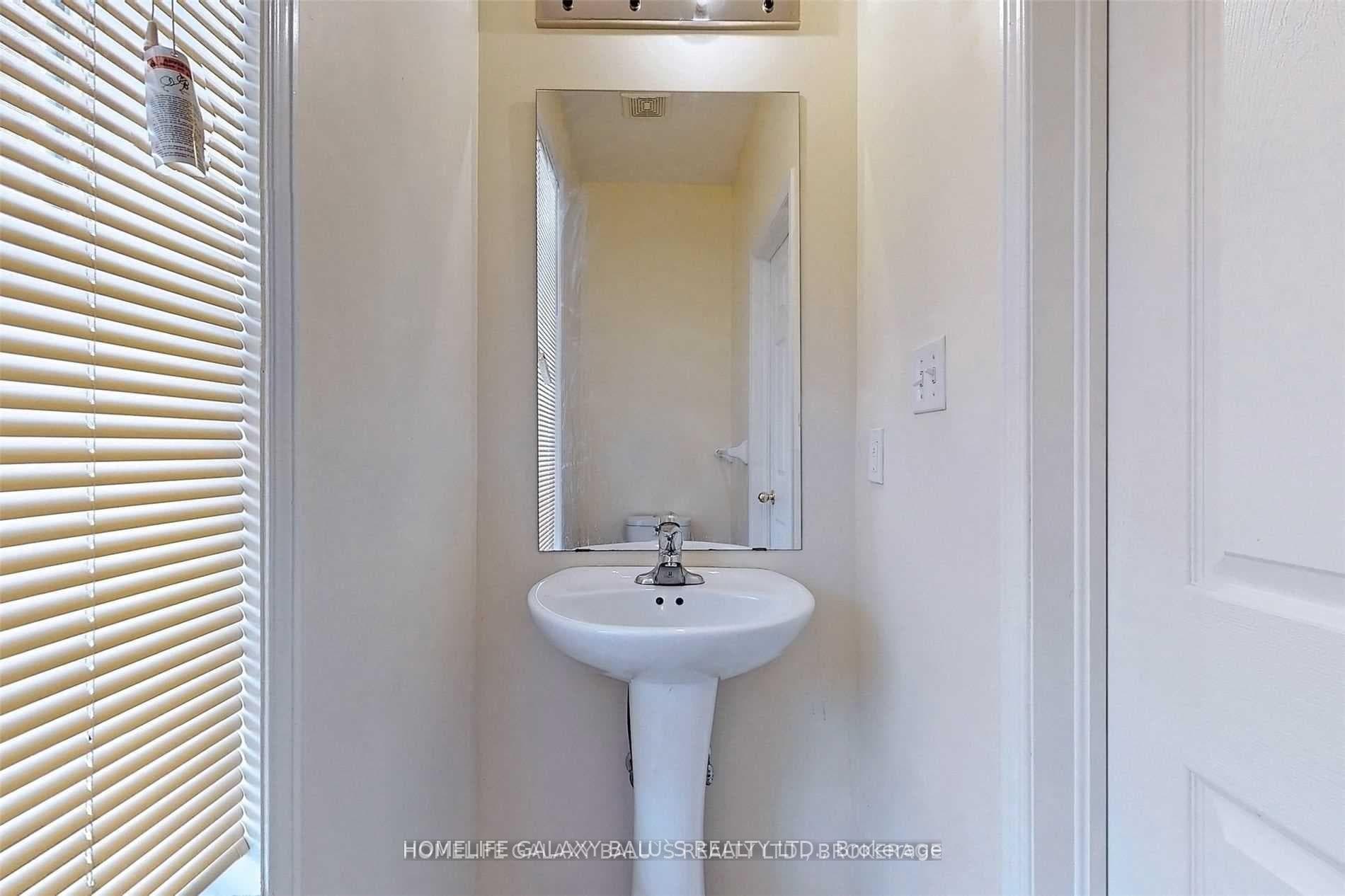 7 Voysey Way Unit (Main) photo 18