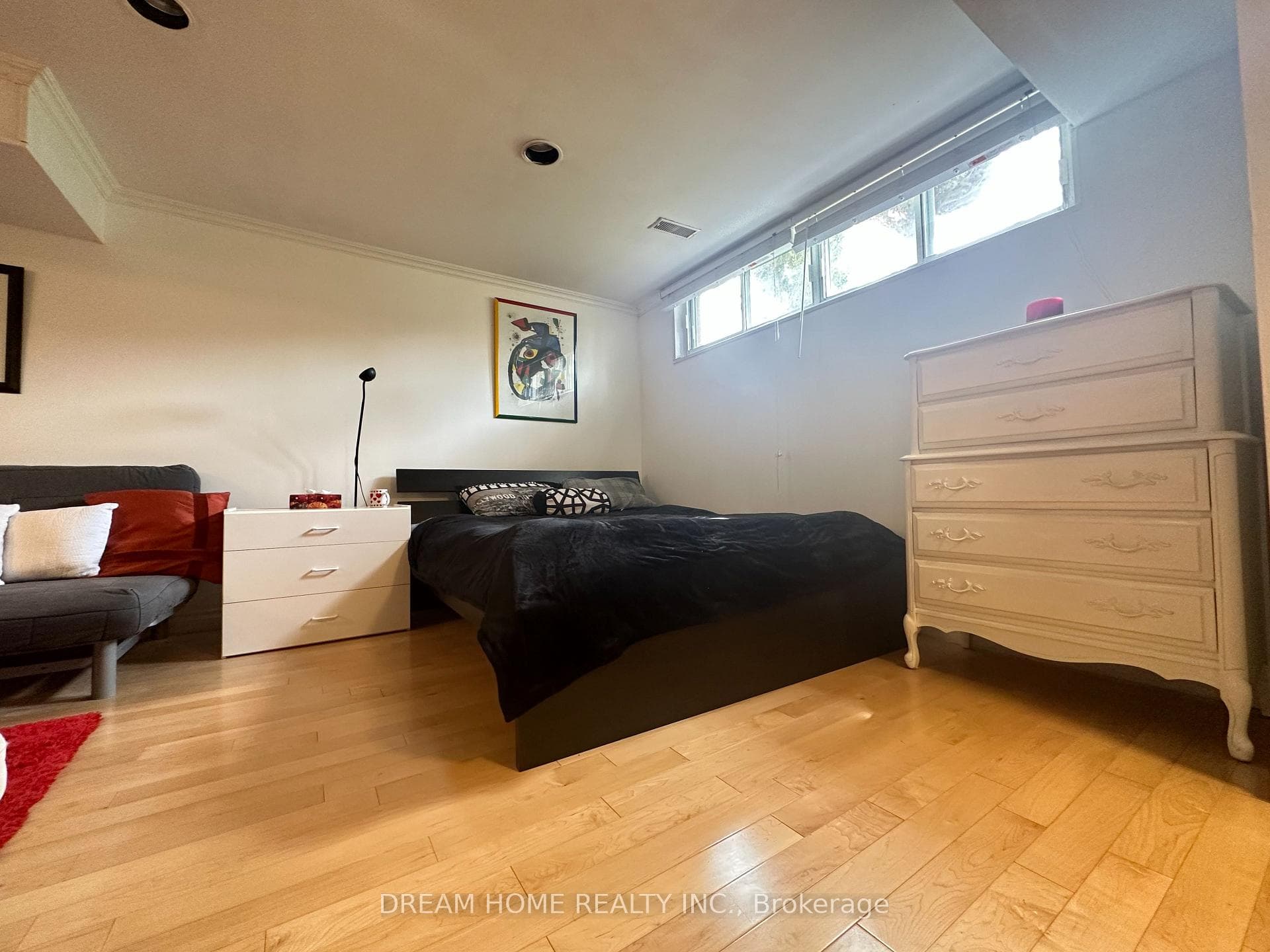 78 Holcolm Road Unit Bsm photo 6
