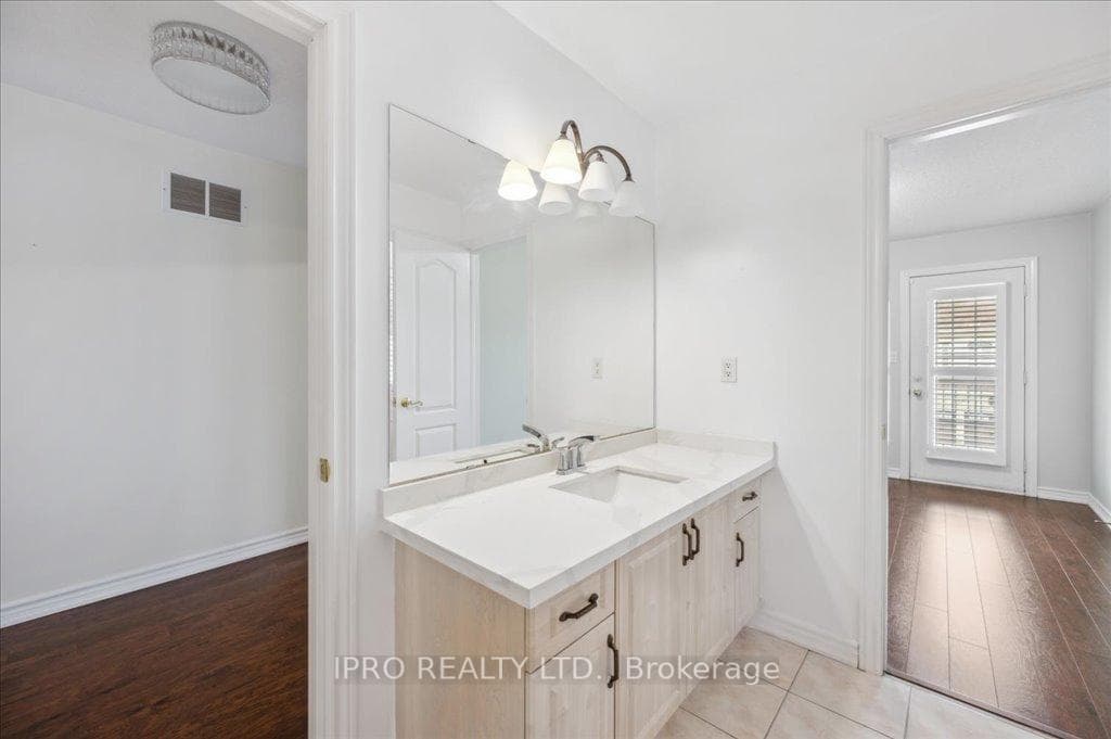 1309 Kestell Boulevard photo 36