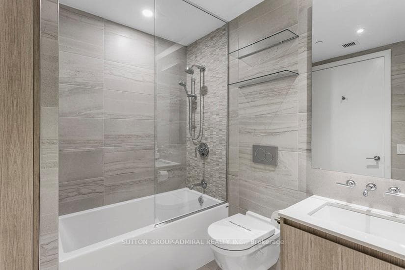 81 Wellesley Street Unit 2104 photo 30