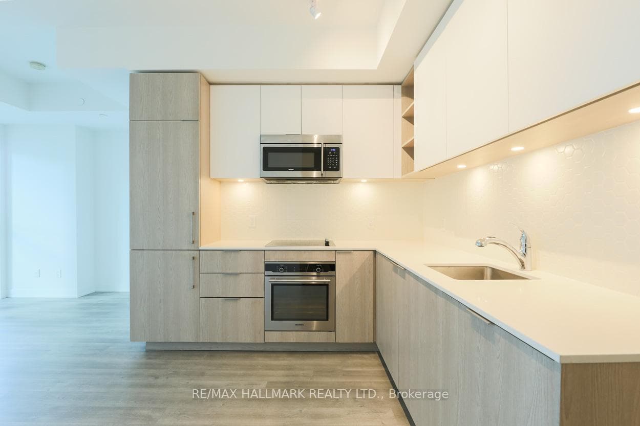 Modern Kitchen