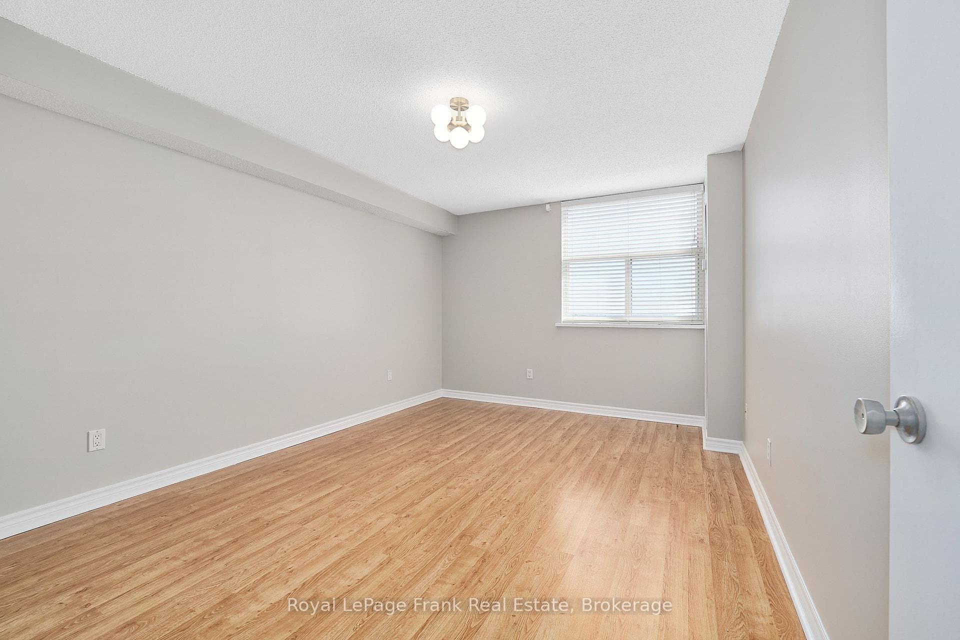 44 Falby Court Unit 909 photo 21
